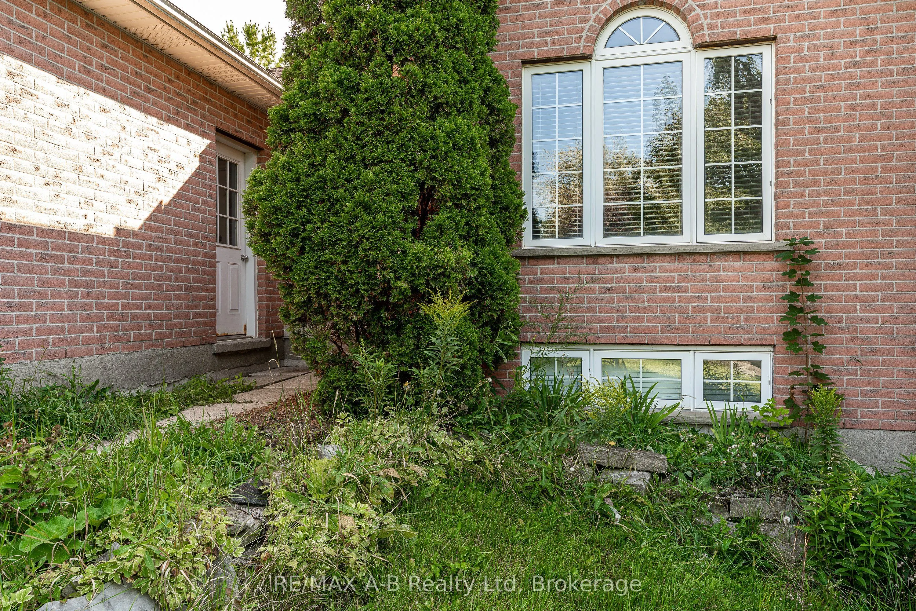 15 Valleyview Lane