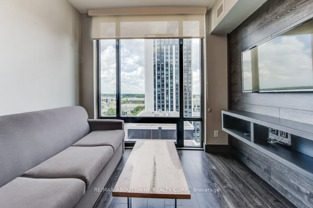 330 Phillip Street, #S-1403