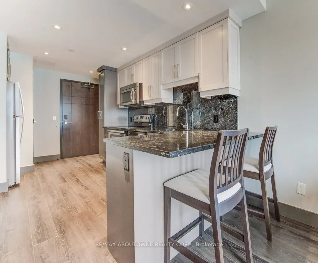 330 Phillip Street, #S-1403