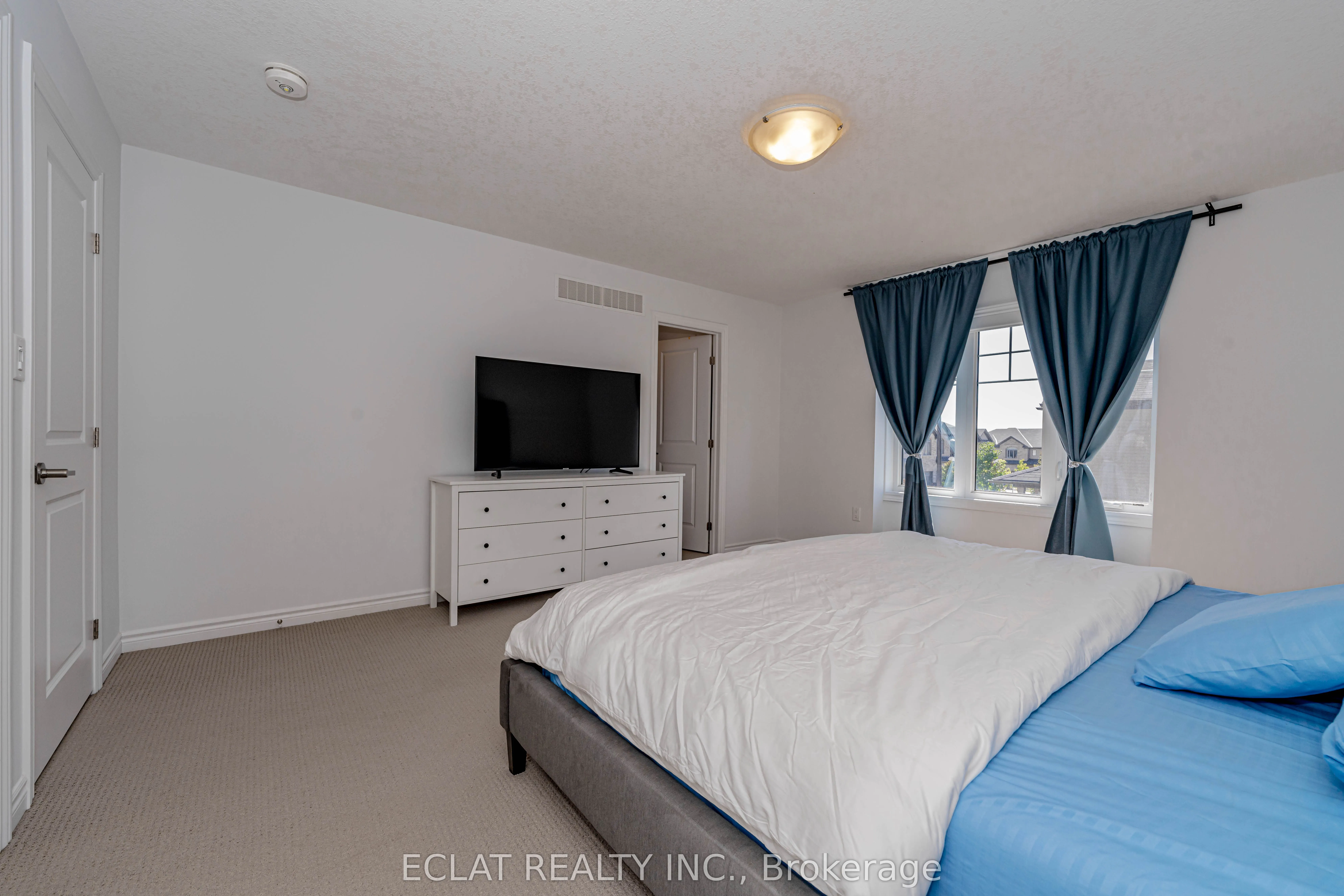 1 Tom Brown Drive, #19