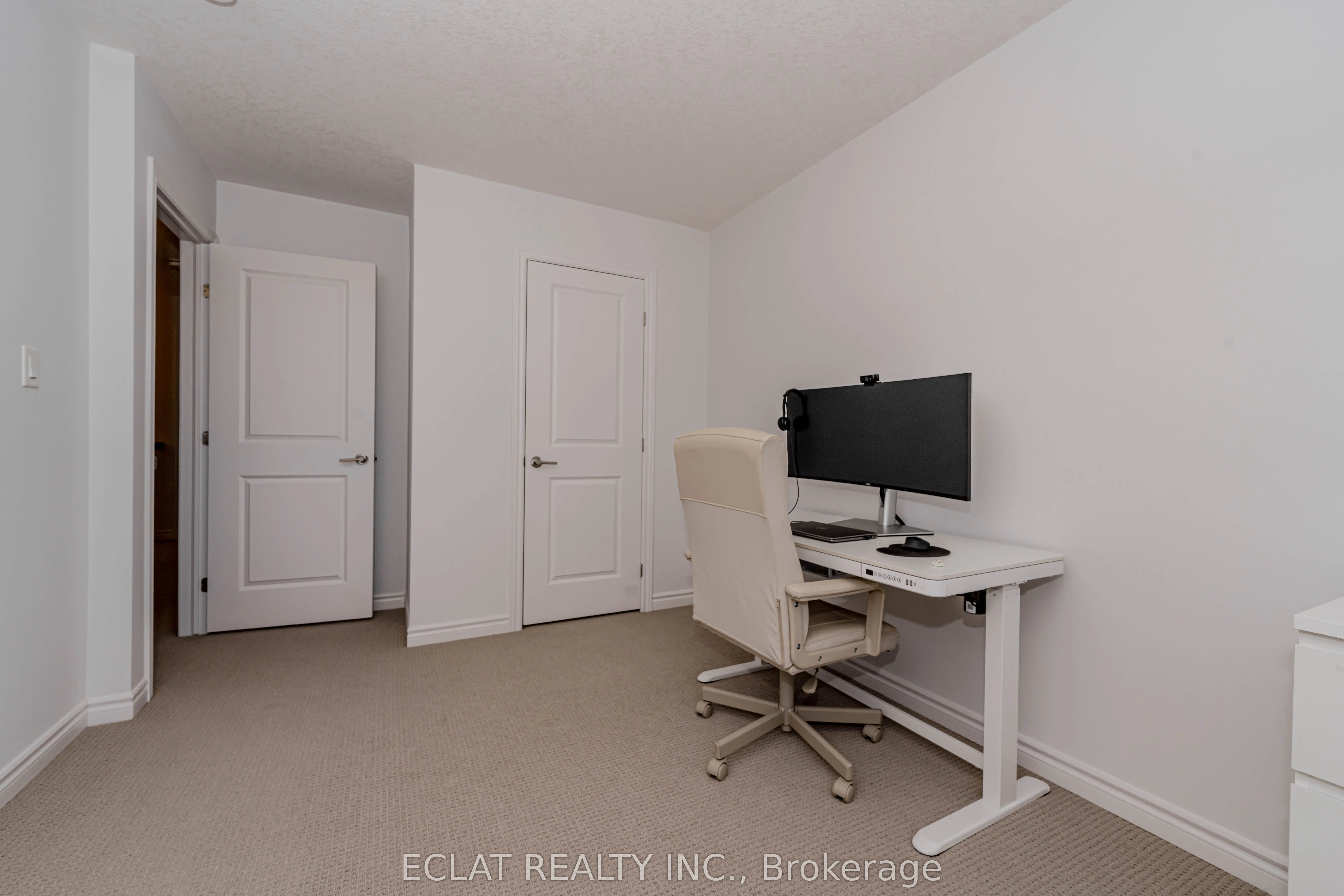 1 Tom Brown Drive, #19