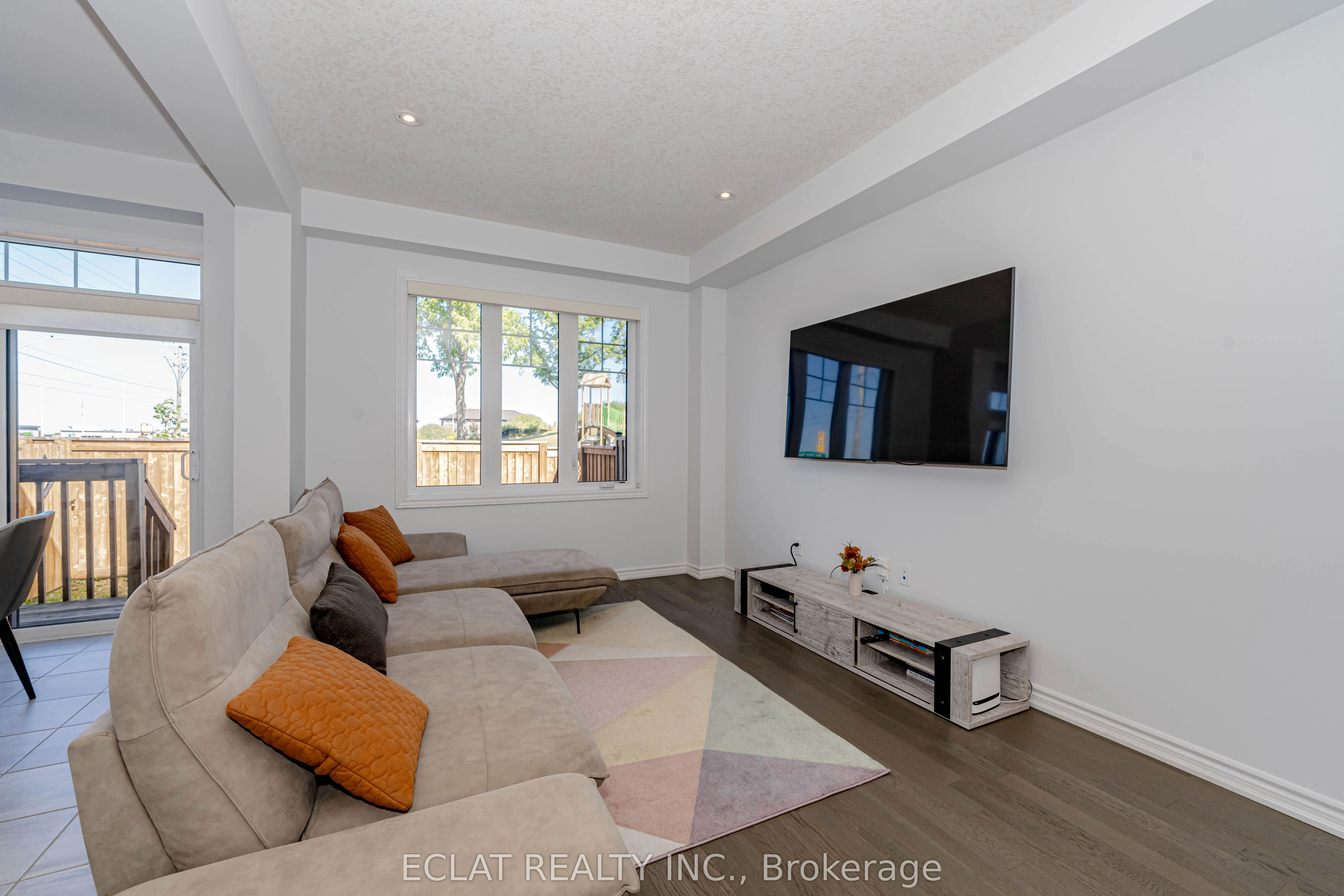 1 Tom Brown Drive, #19
