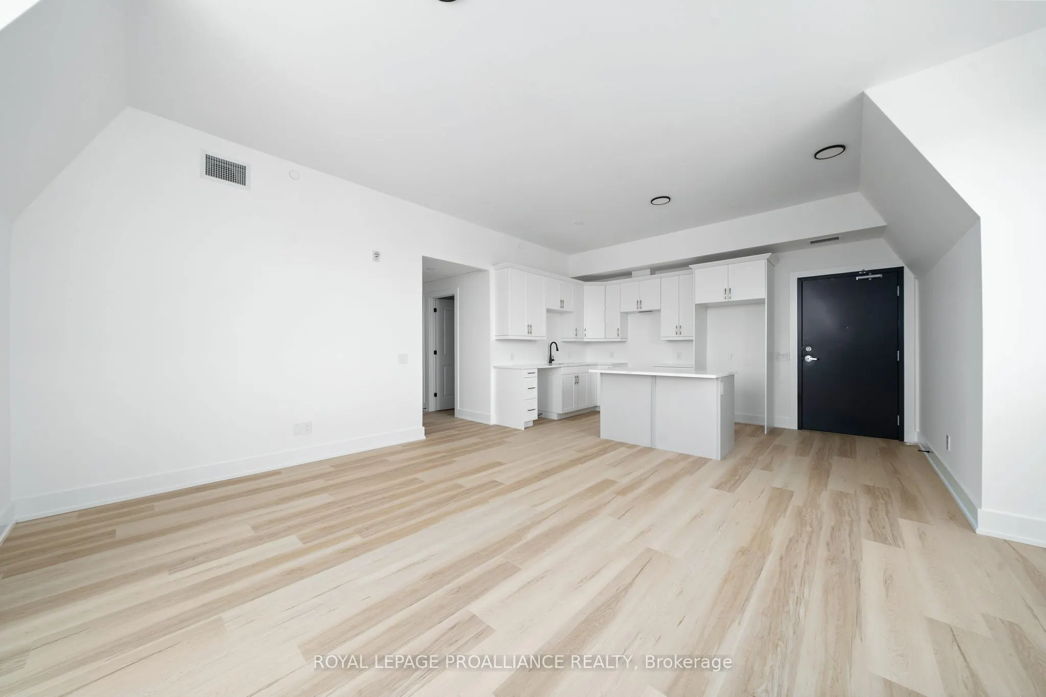 941 Charles Wilson Parkway, #302