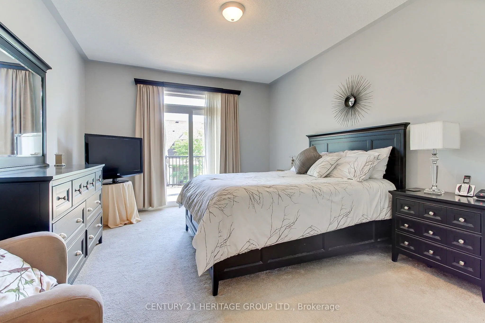 174 Lindsay Street N, #28j