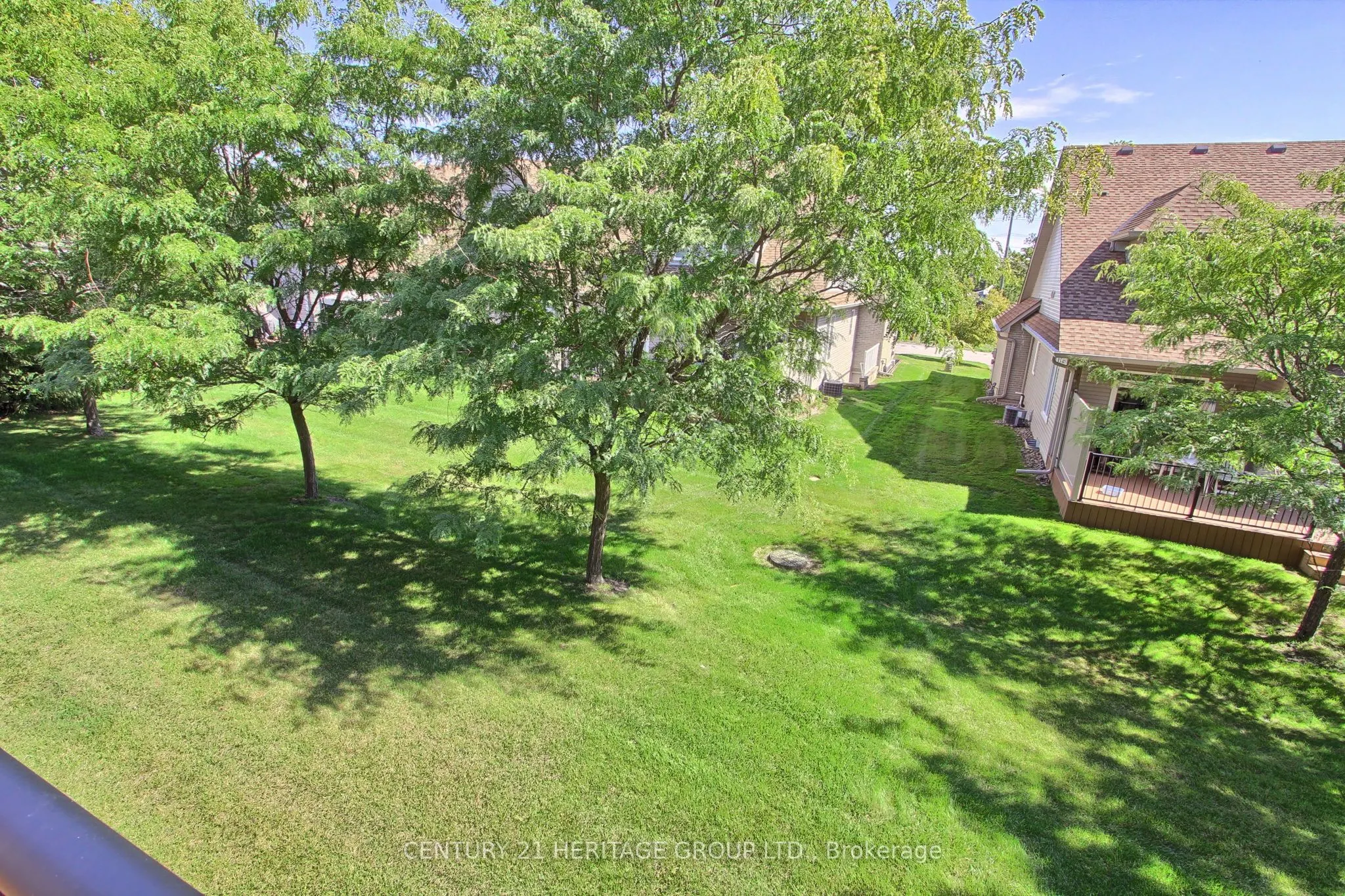 174 Lindsay Street N, #28j