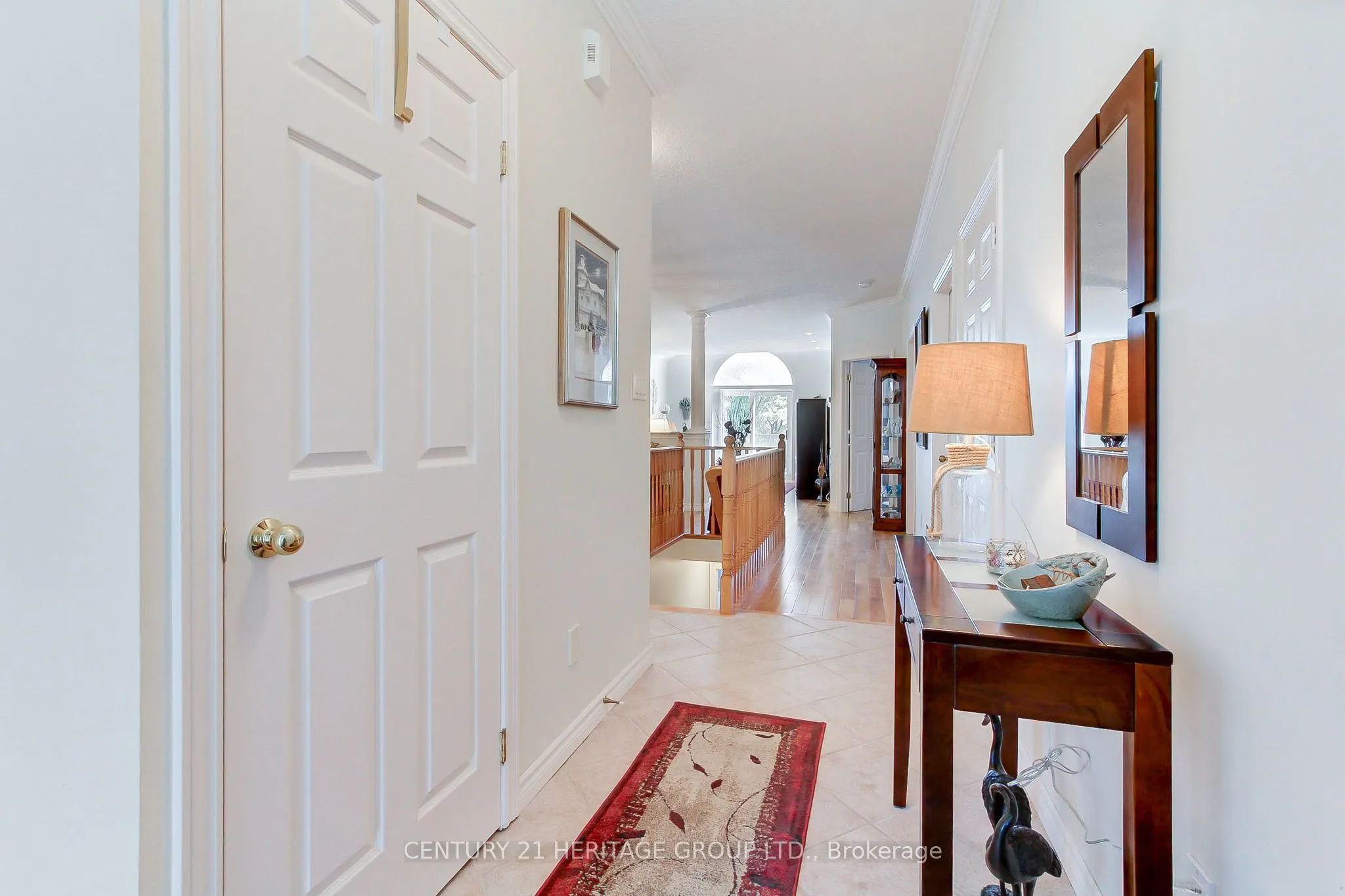 174 Lindsay Street N, #28j