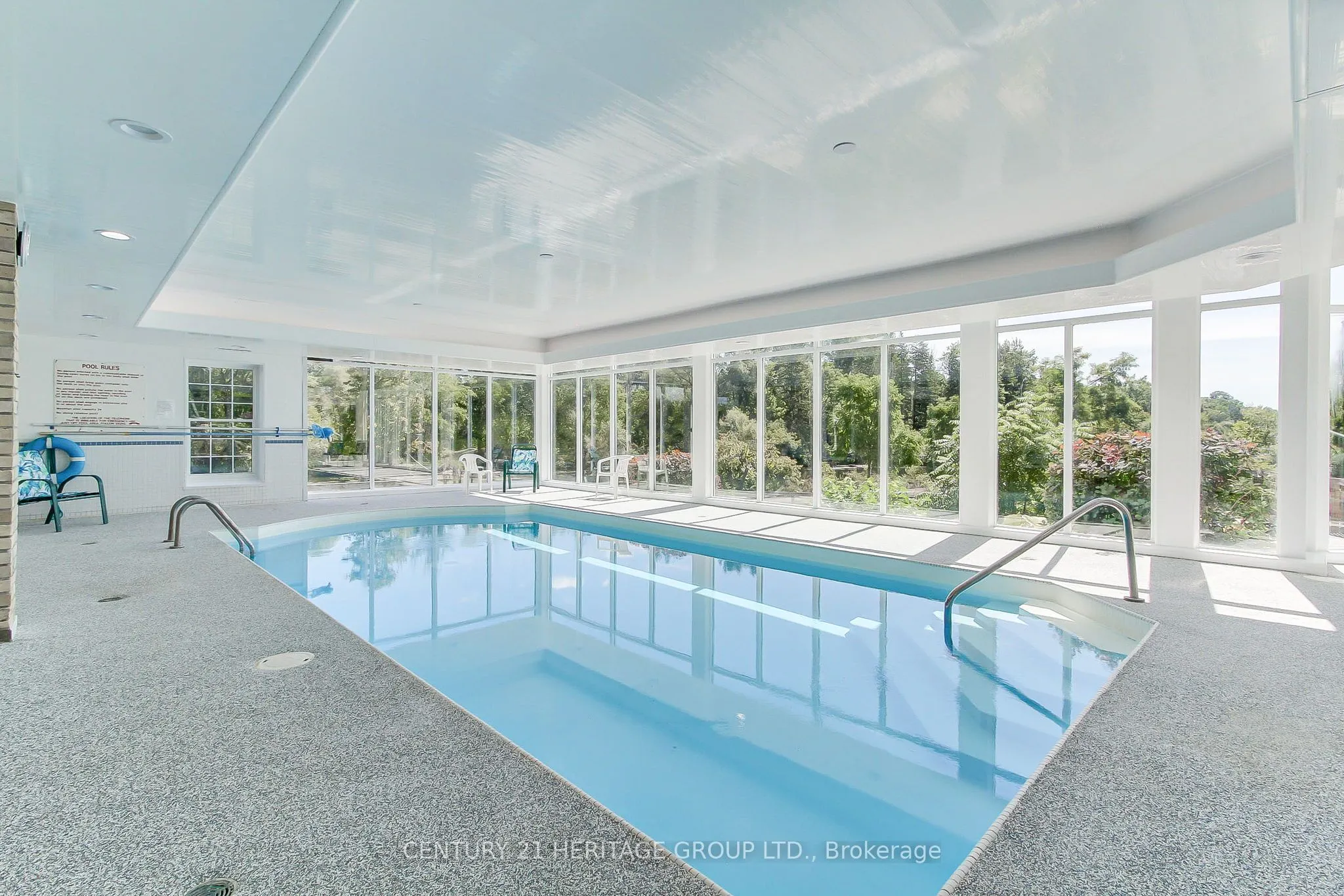 174 Lindsay Street N, #28j