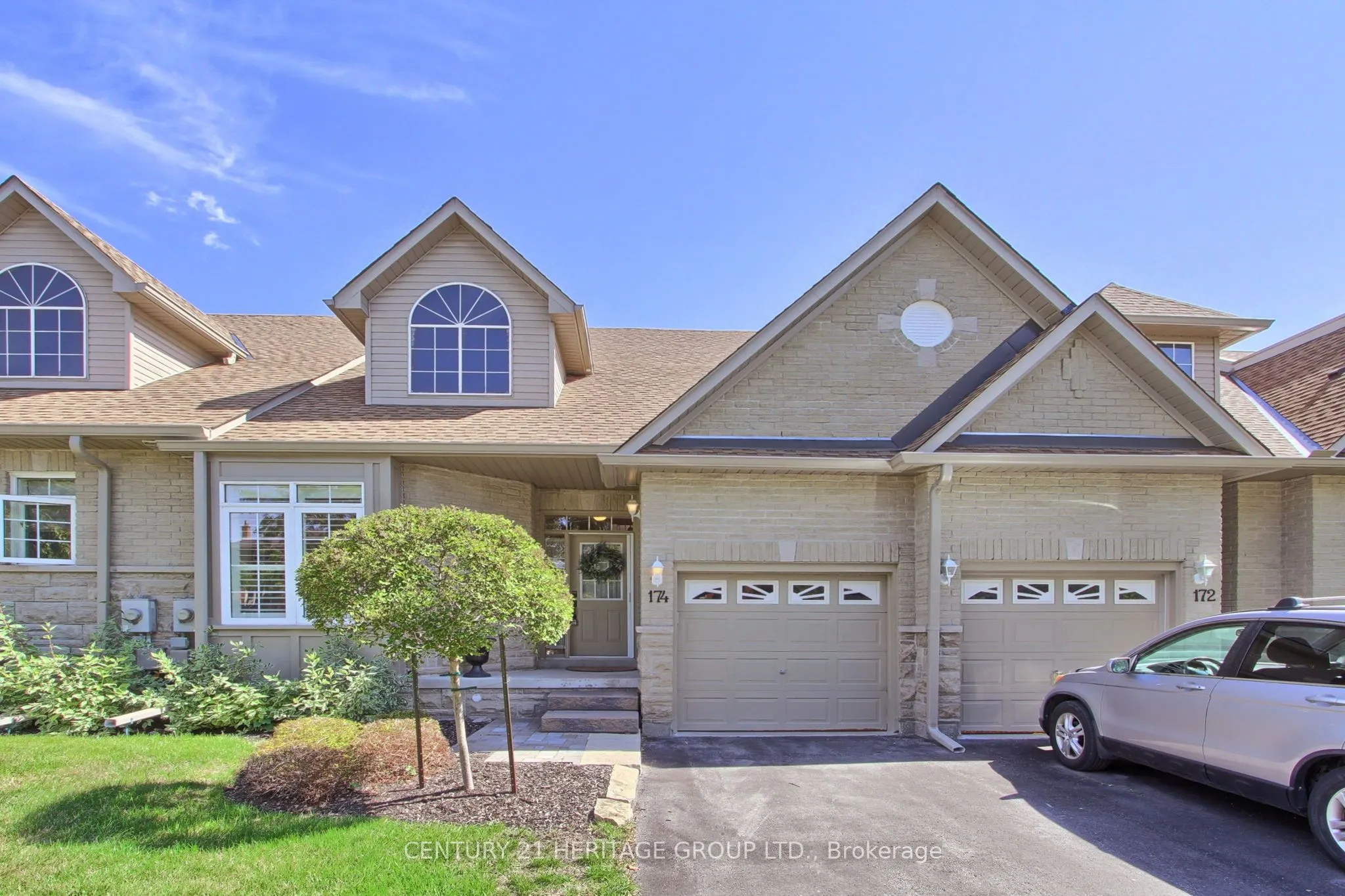 174 Lindsay Street N, #28j
