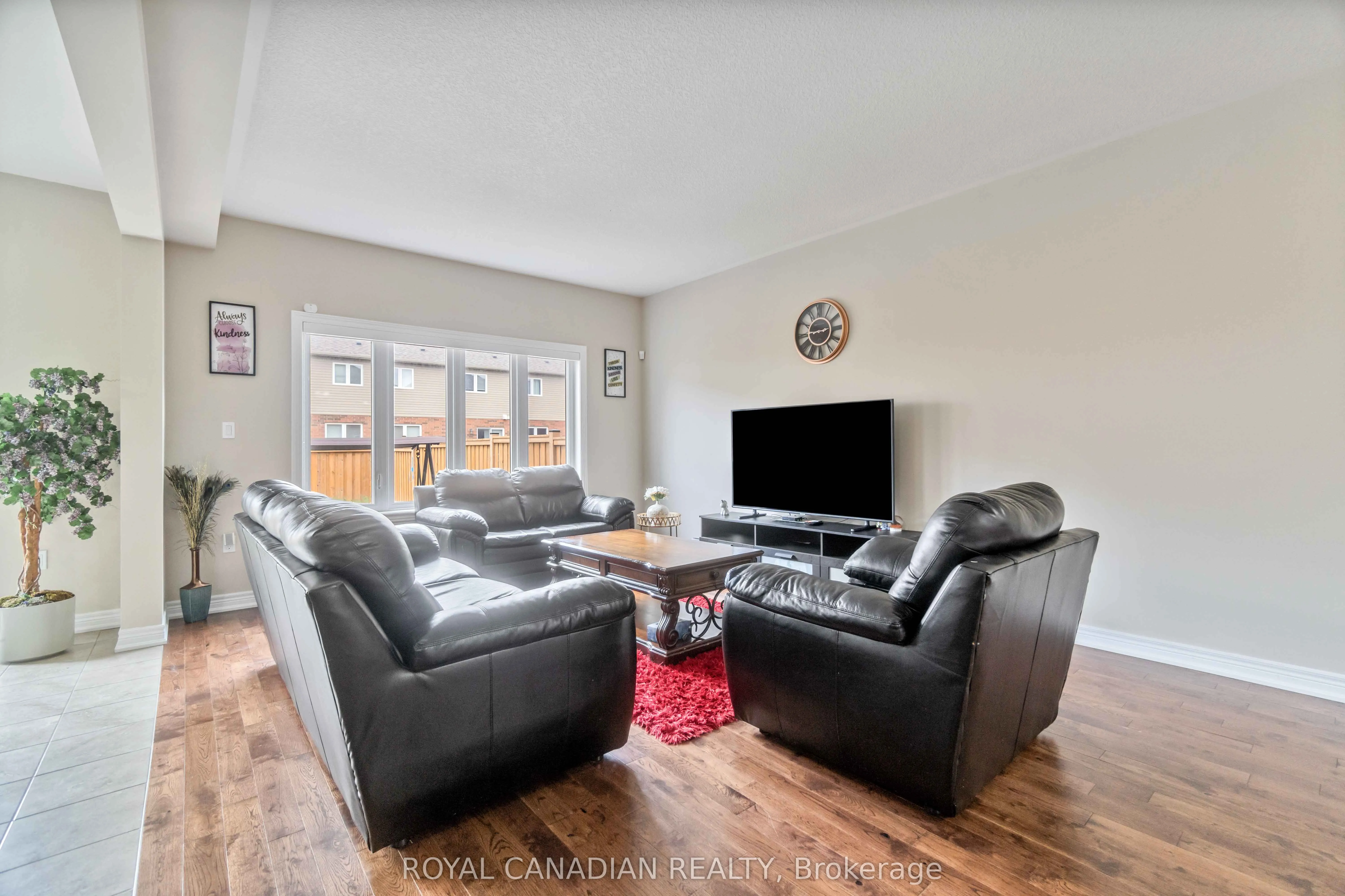 92 Bethune Avenue