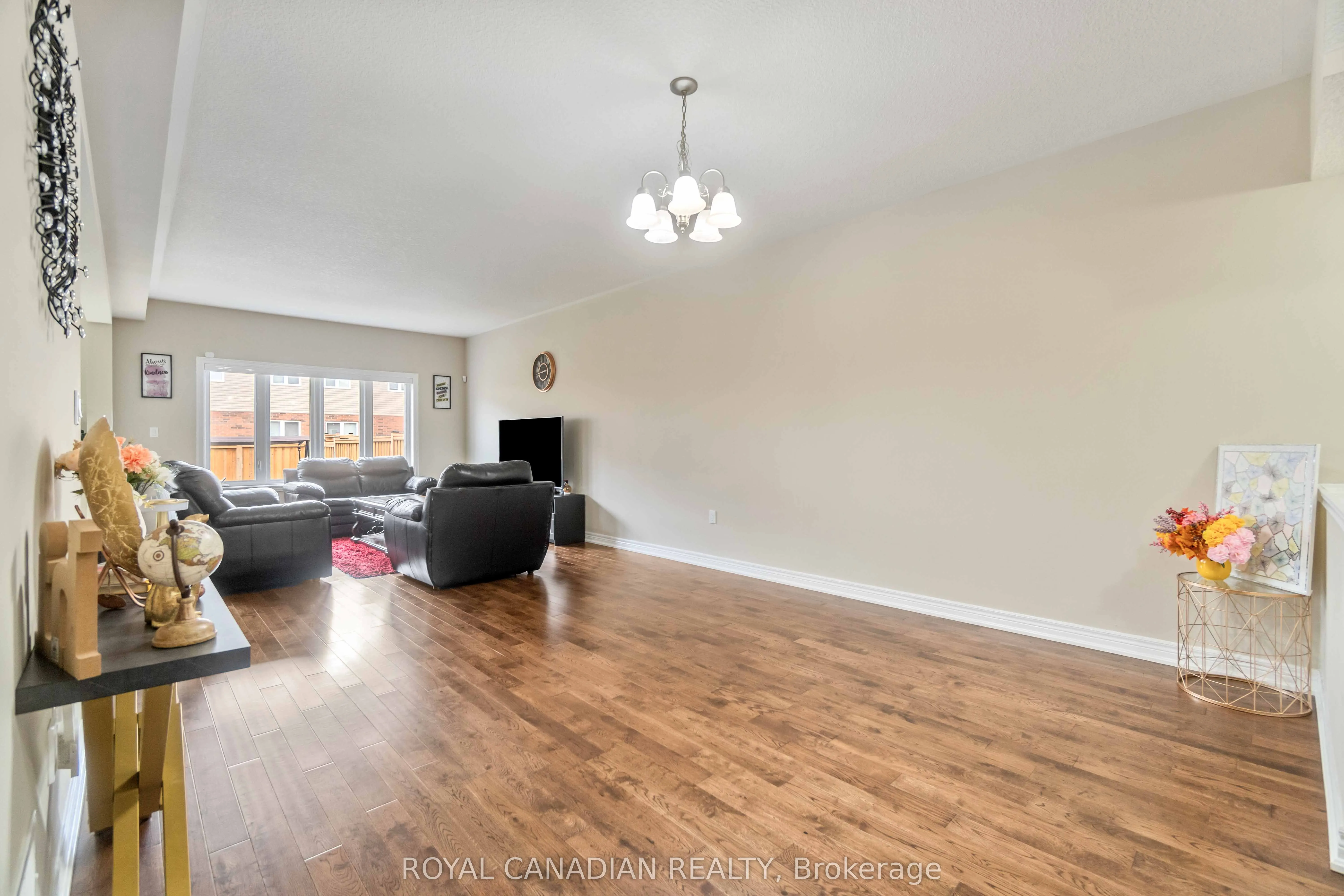 92 Bethune Avenue