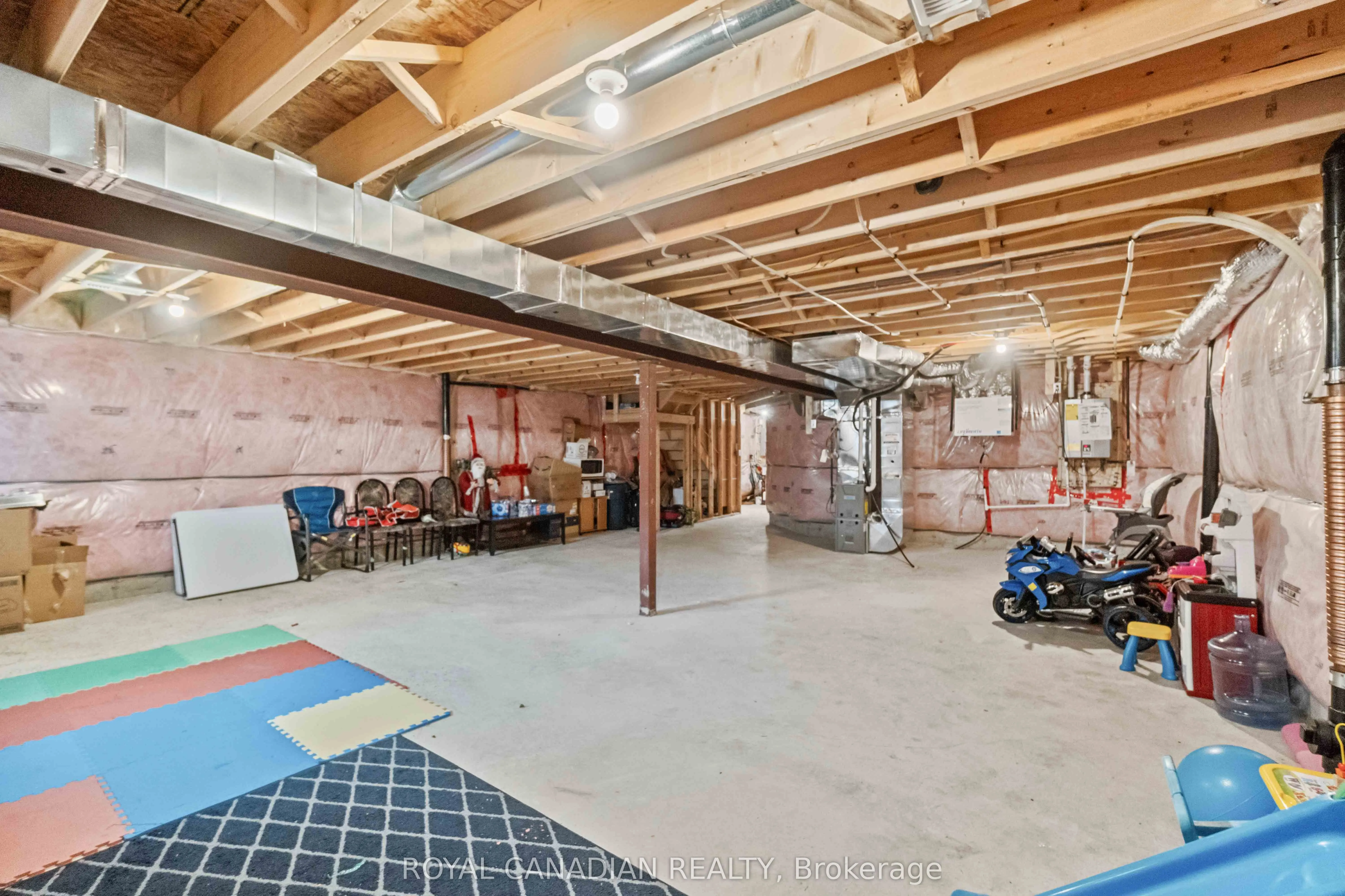 92 Bethune Avenue