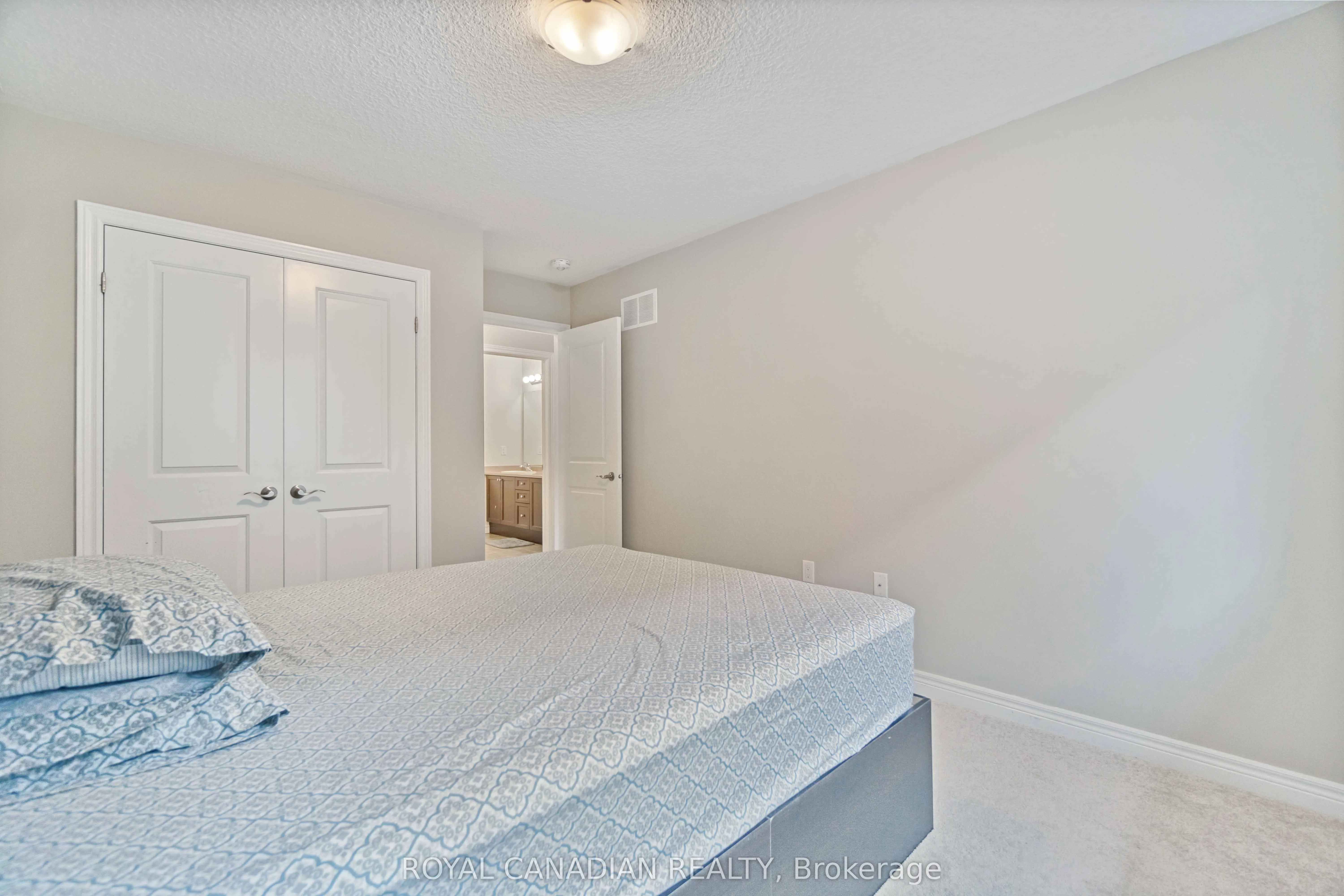 92 Bethune Avenue