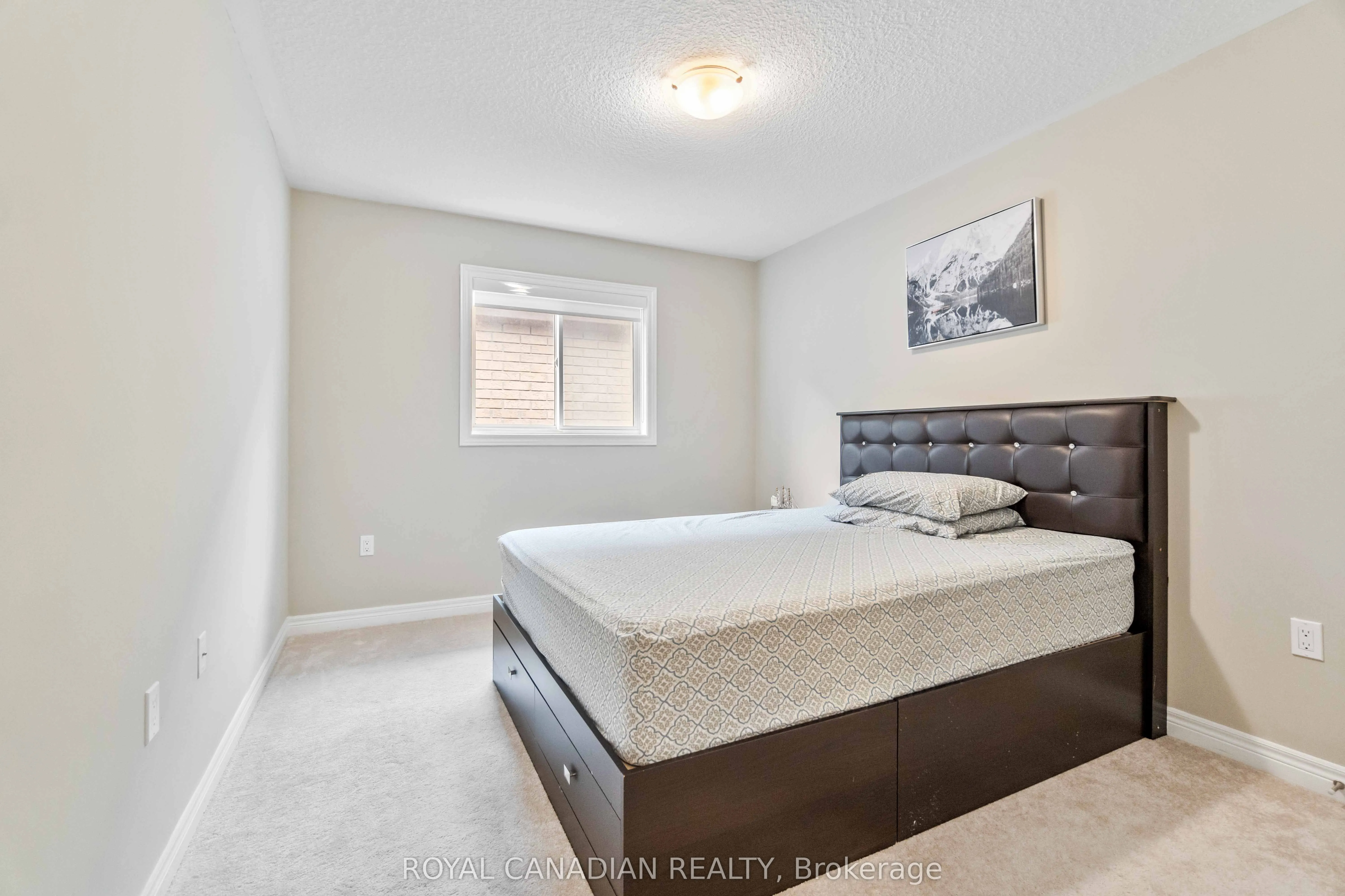 92 Bethune Avenue