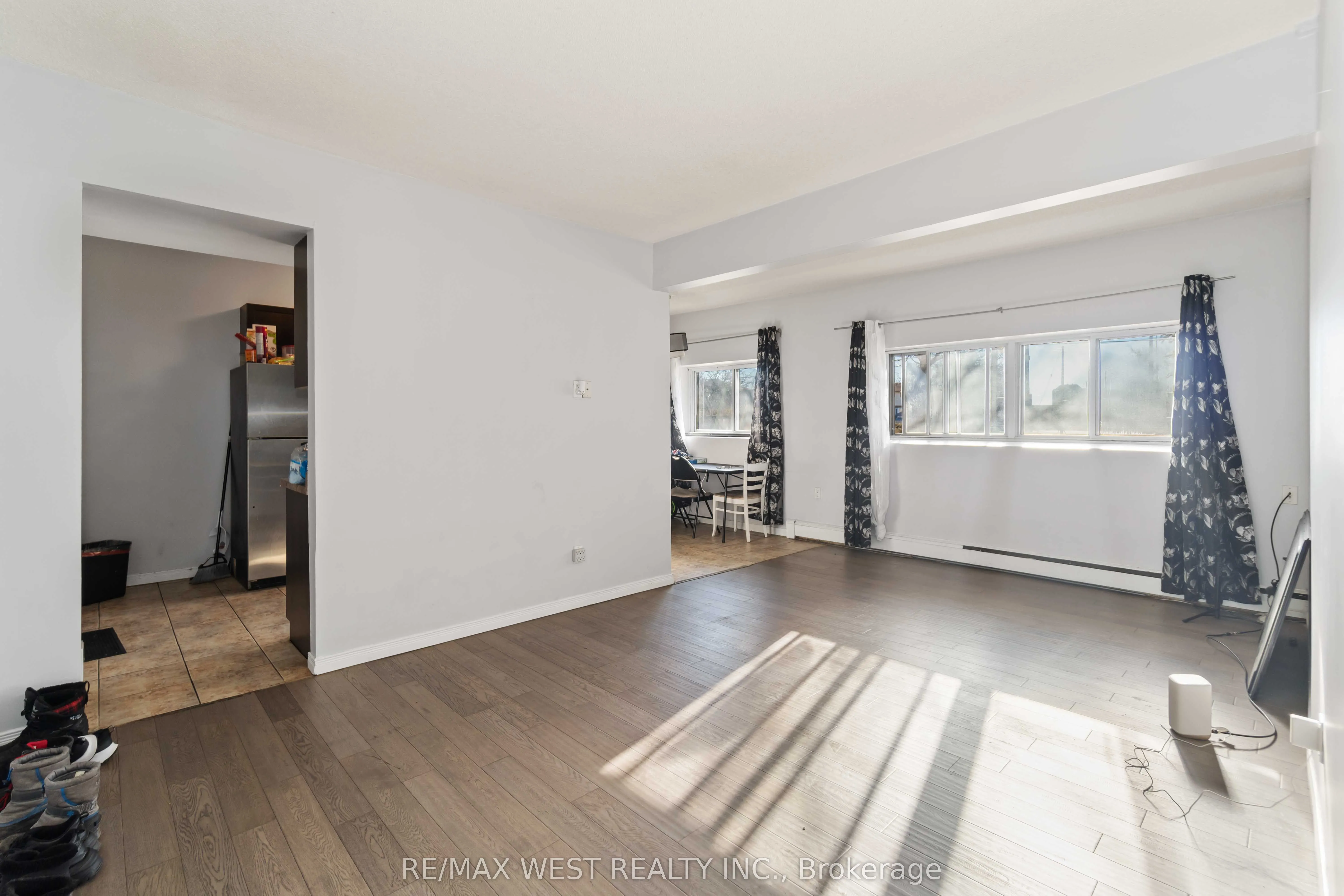 283 Fairway Road N, #90
