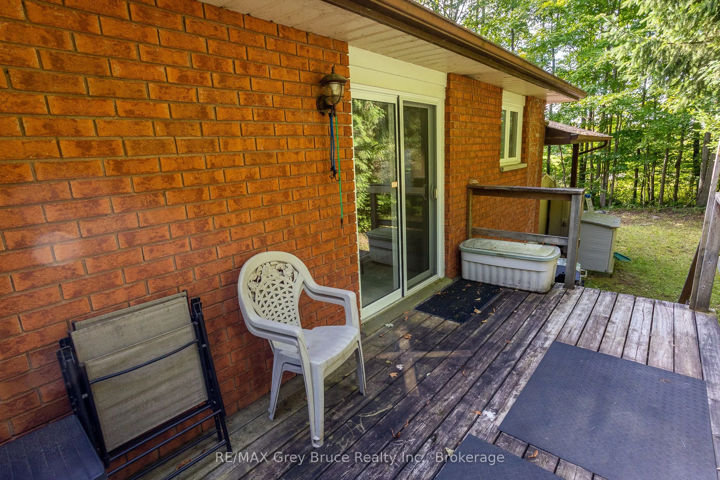 103777 Grey Road 18 Road