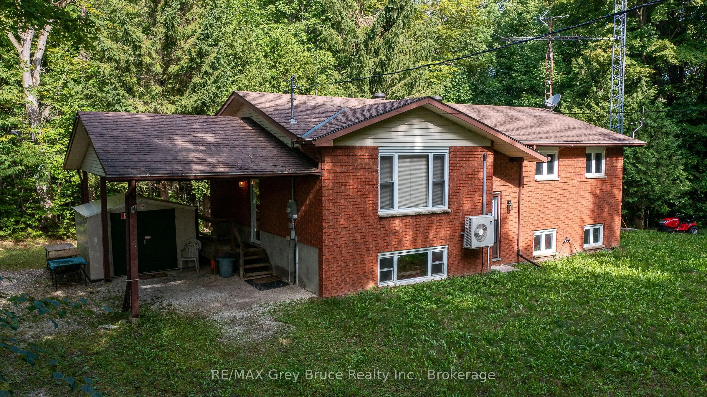 103777 Grey Road 18 Road