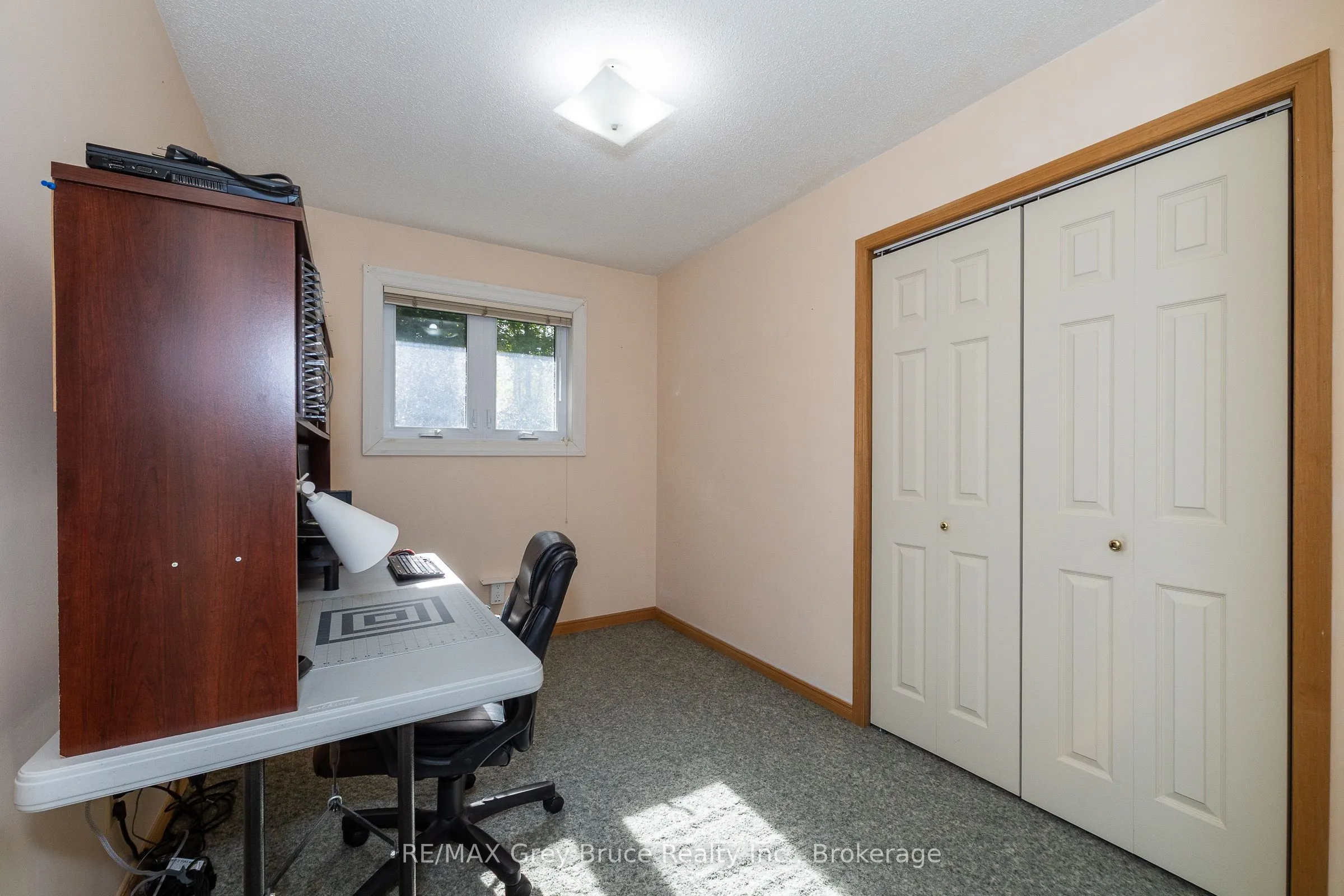 103777 Grey Road 18 Road