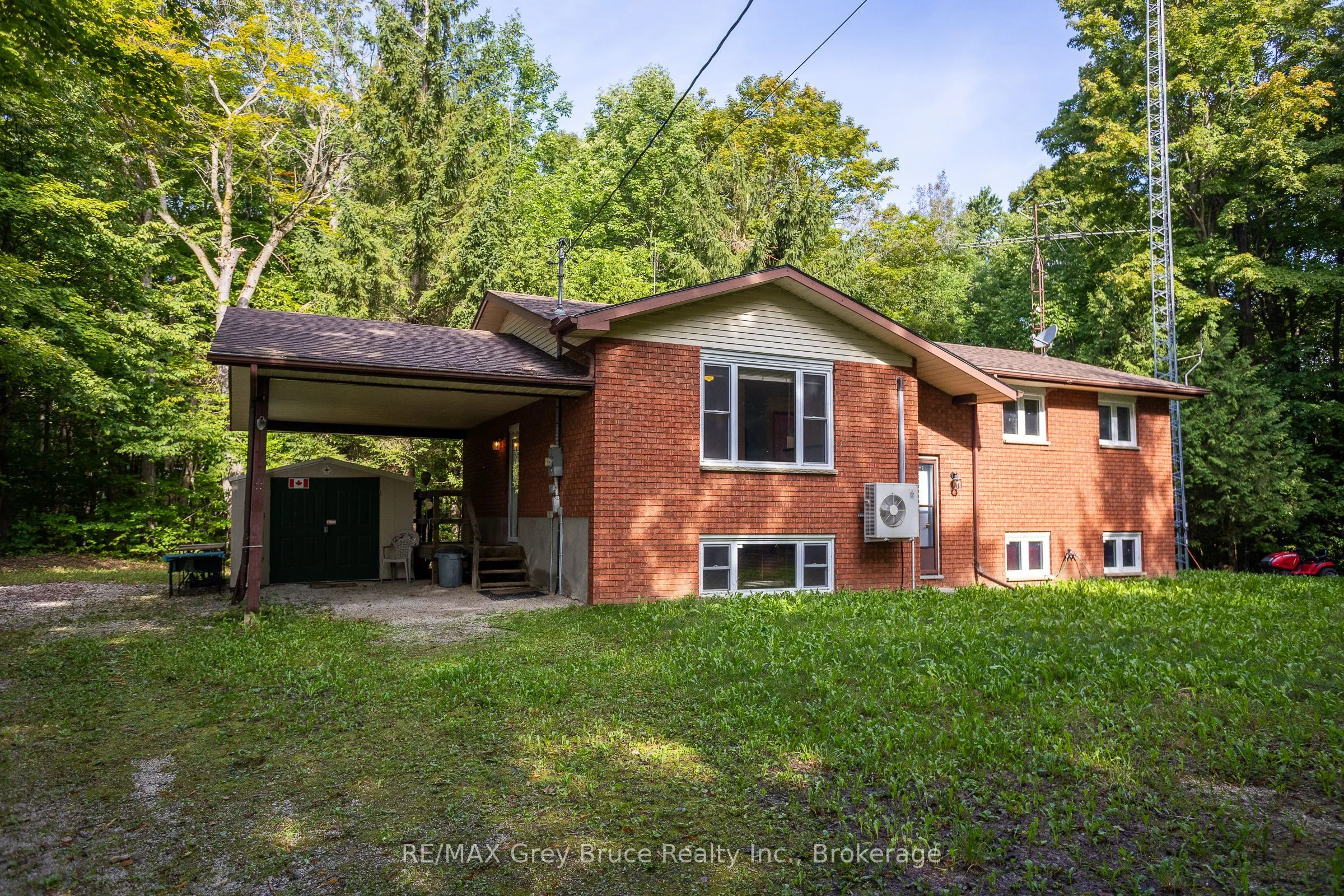 103777 Grey Road 18 Road