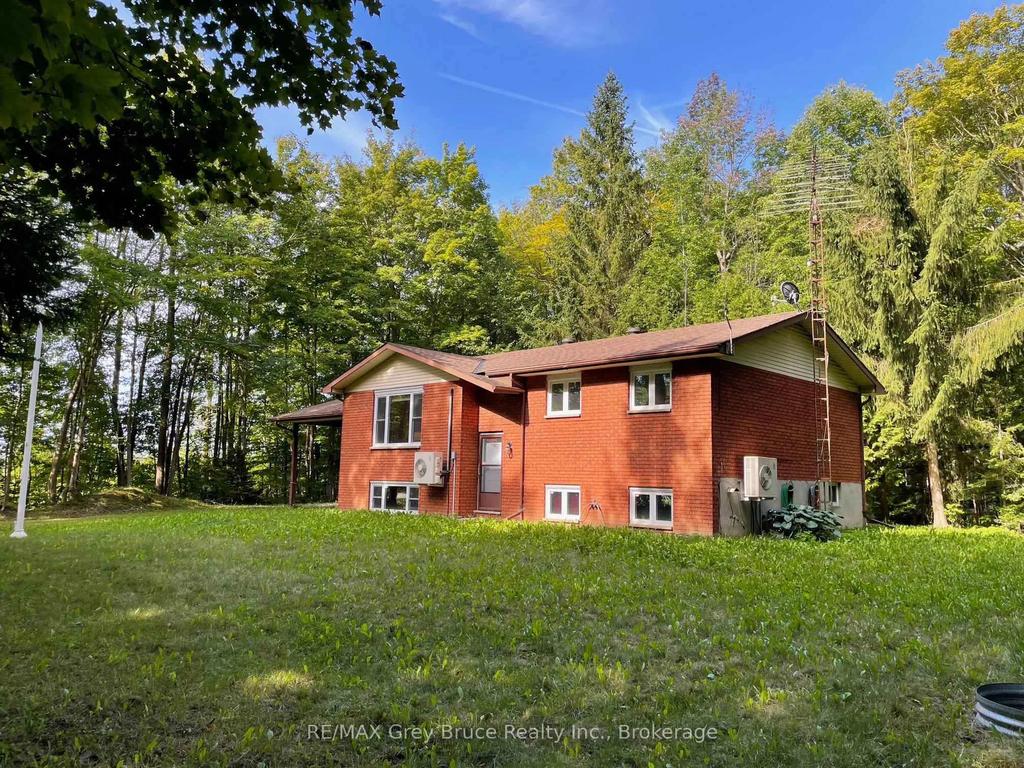 103777 Grey Road 18 Road