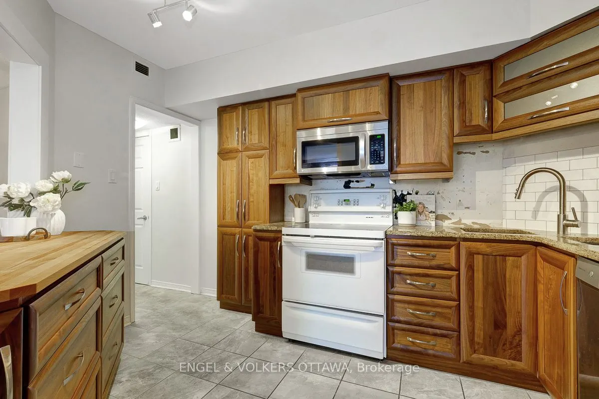 62 Donald Street, #105A