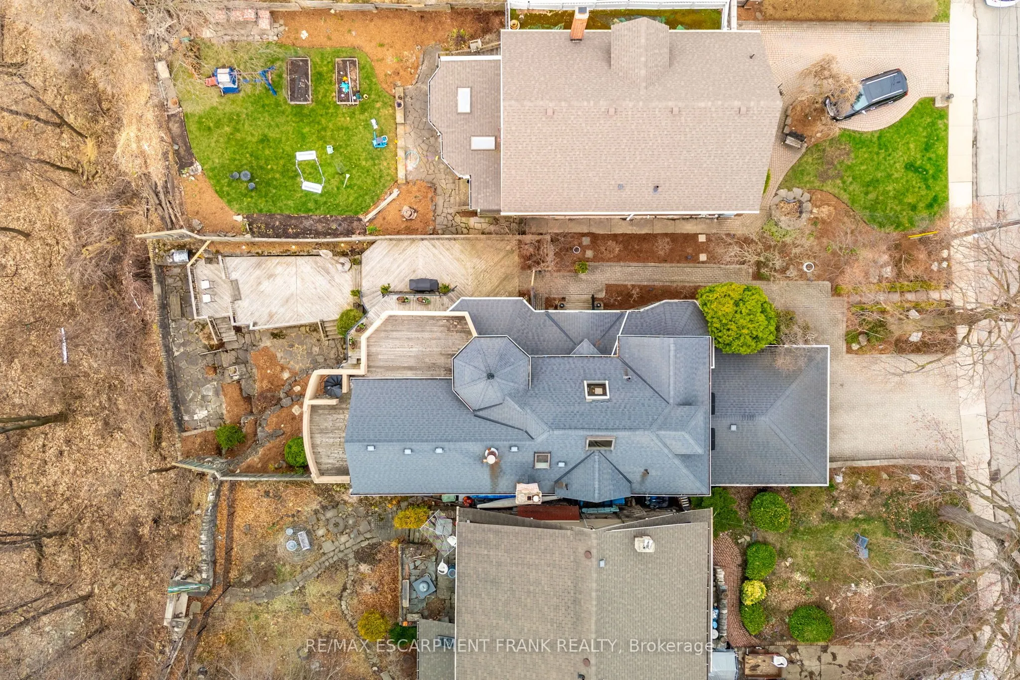 91 MOUNTAIN PARK Avenue