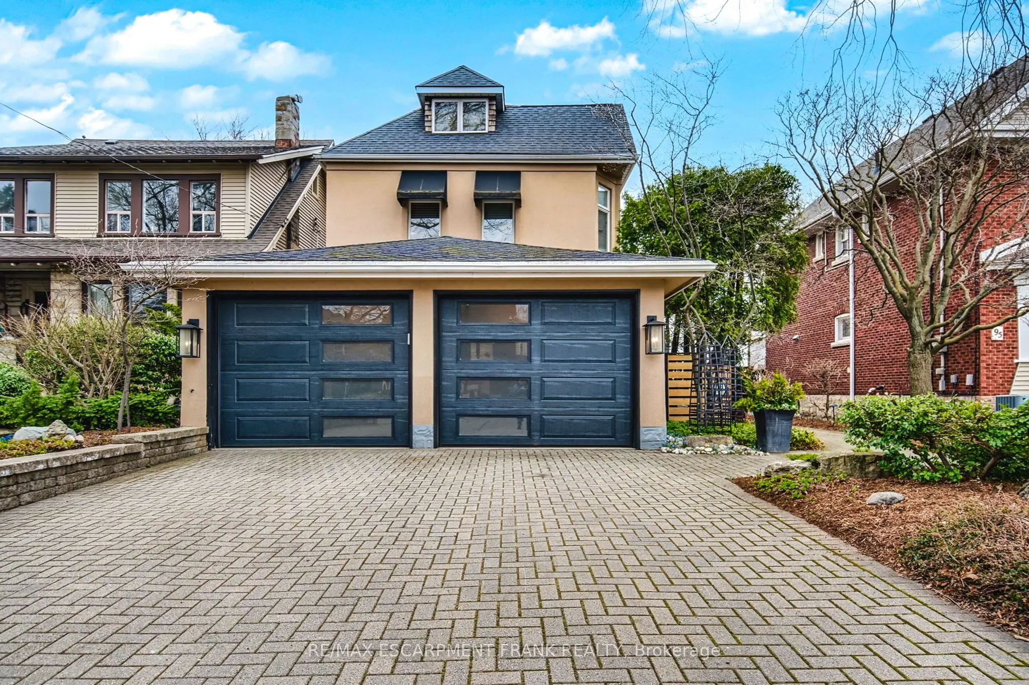 91 MOUNTAIN PARK Avenue