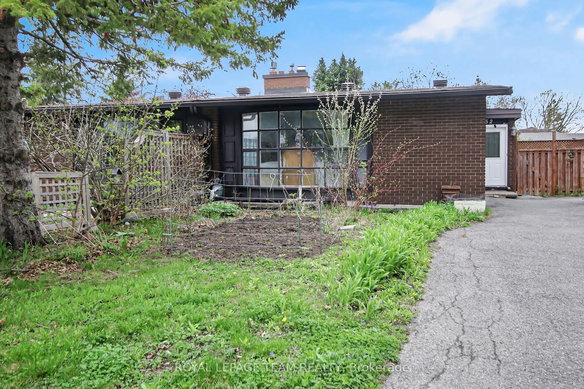 52 Bowhill Avenue