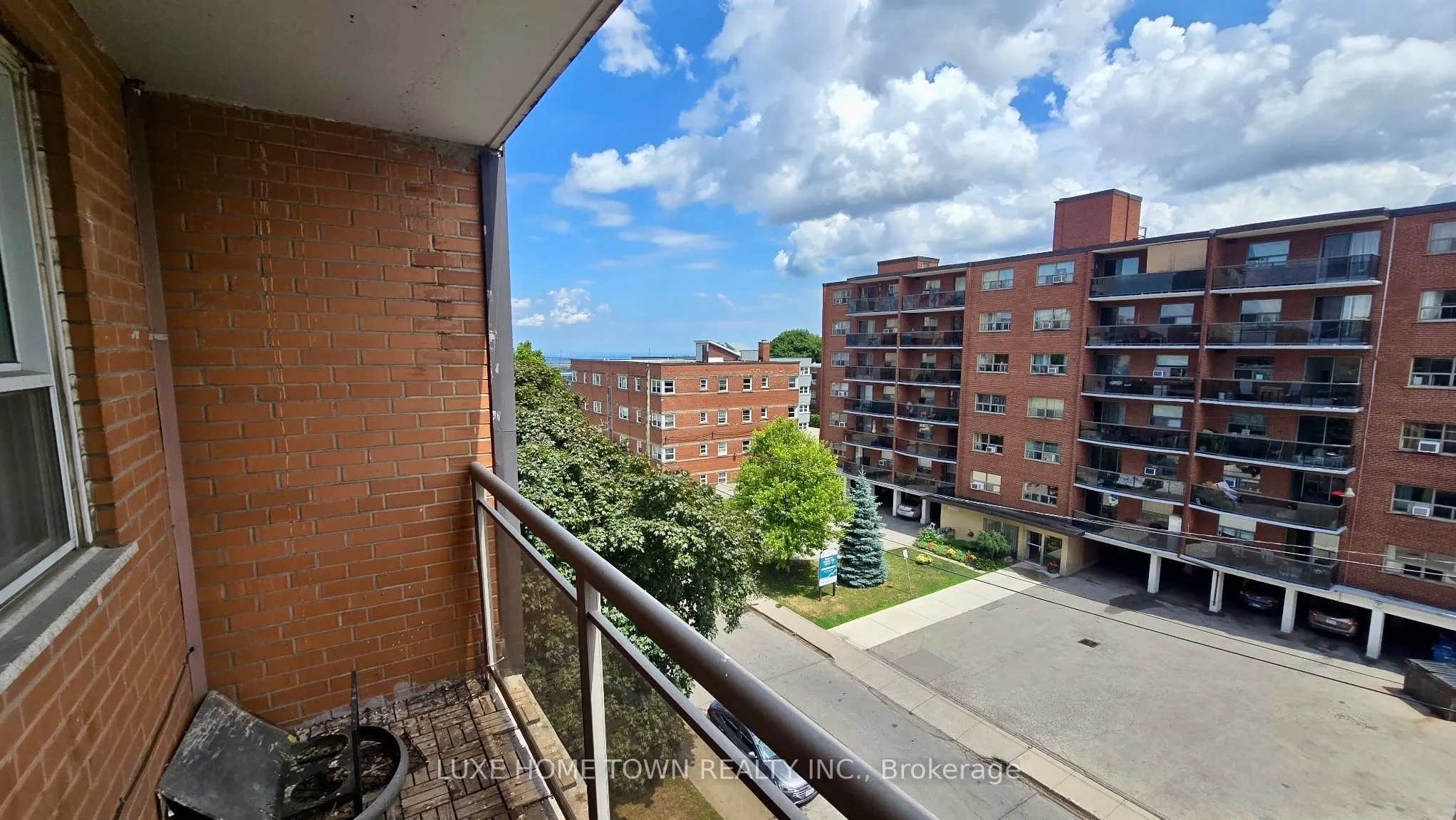 30 Summit Avenue, #503