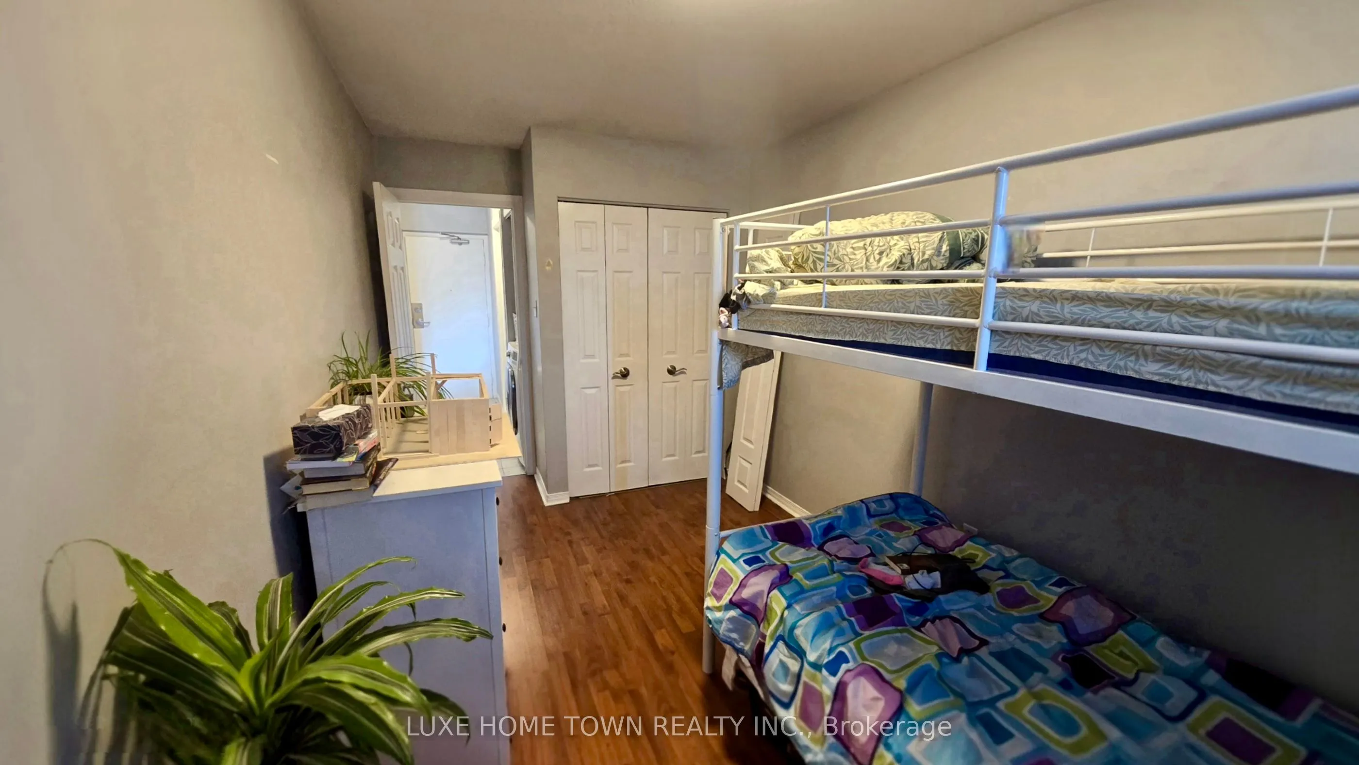 30 Summit Avenue, #503