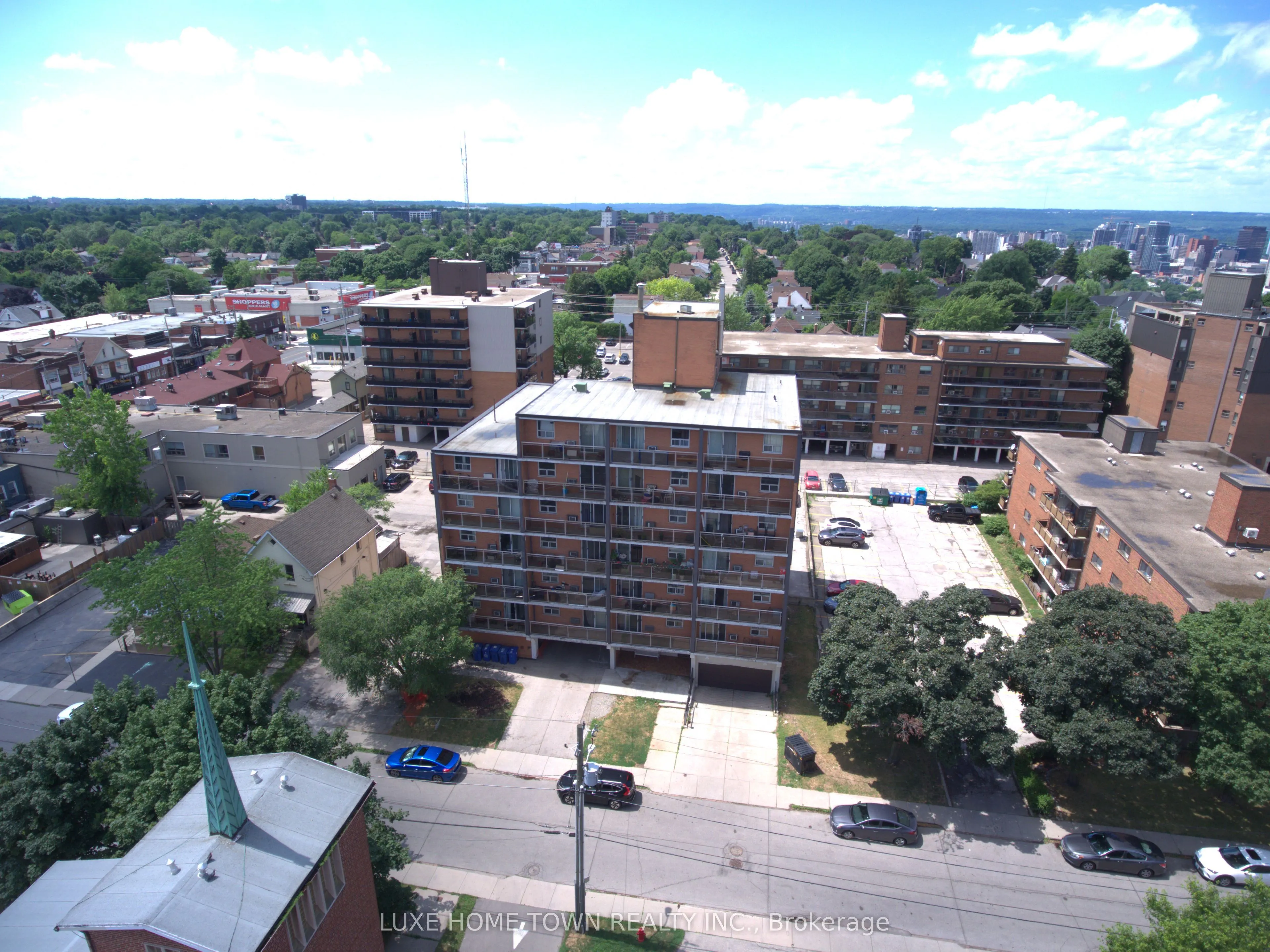 30 Summit Avenue, #503