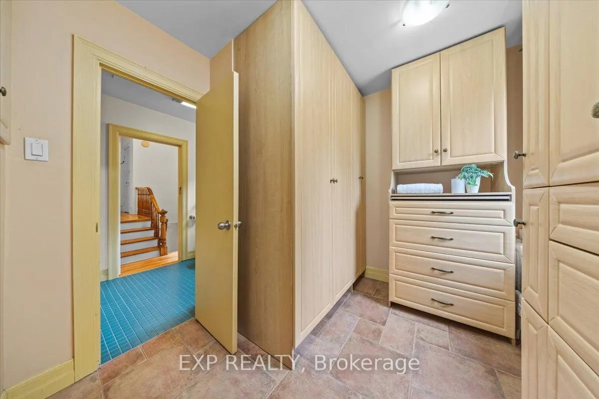 107 Stanley Avenue