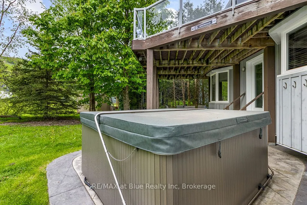 147 Carmichael Crescent