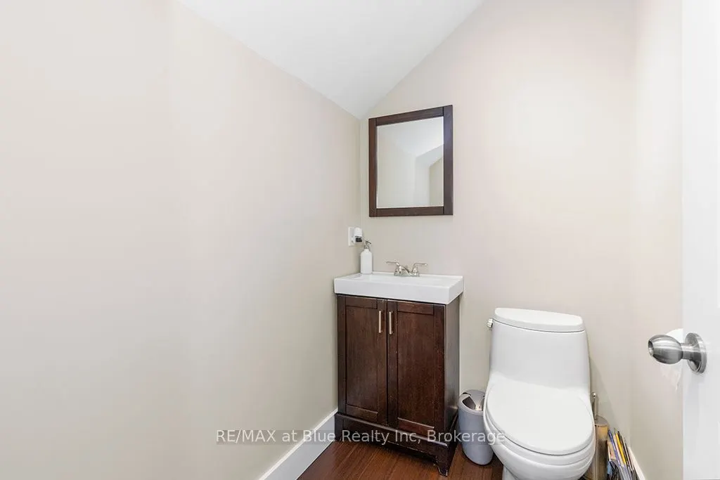 147 Carmichael Crescent