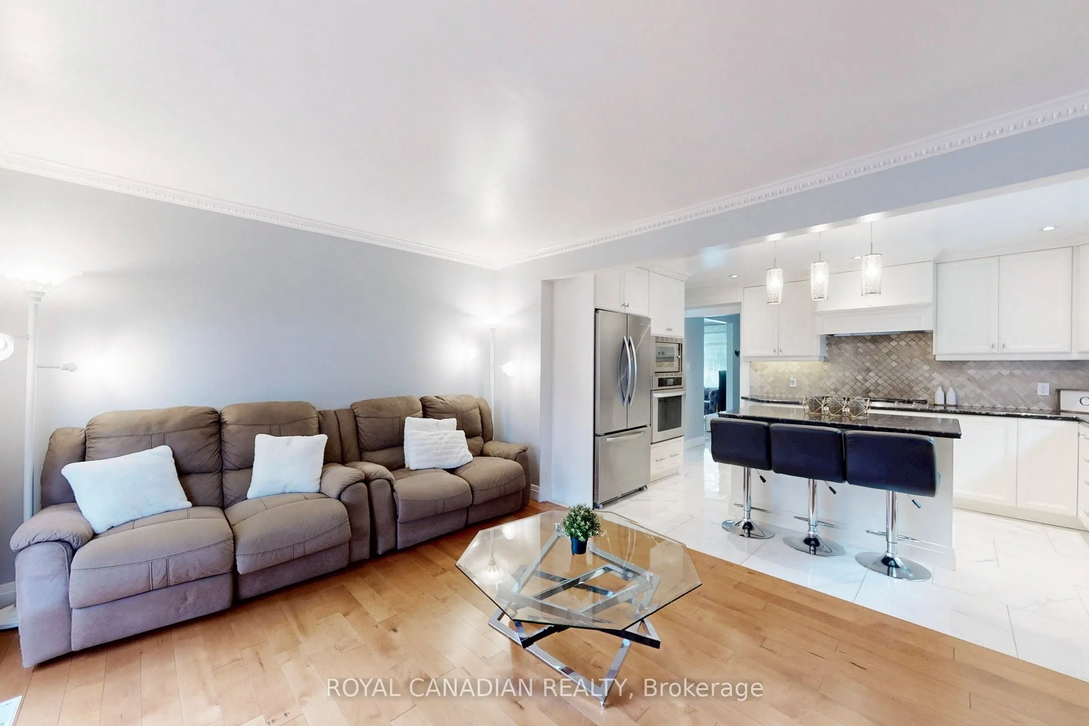 18 Millpond Place