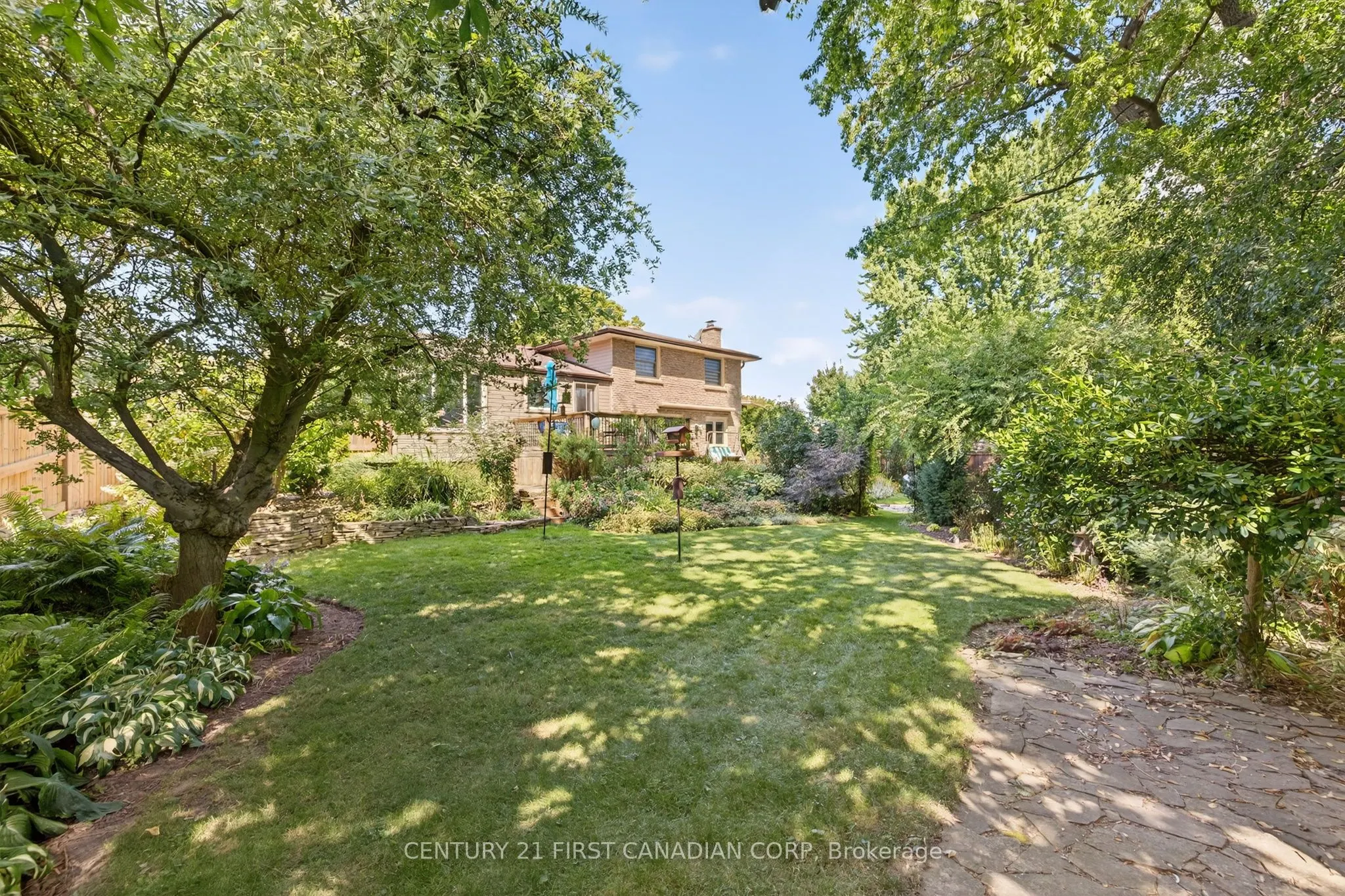 1432 Norman Place