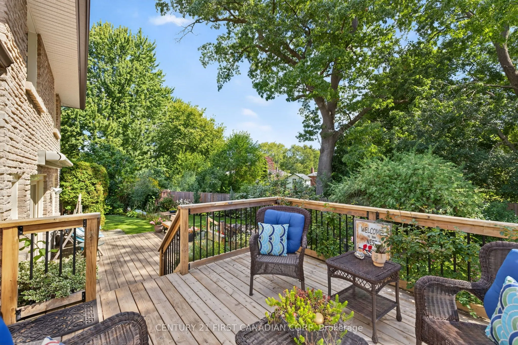 1432 Norman Place
