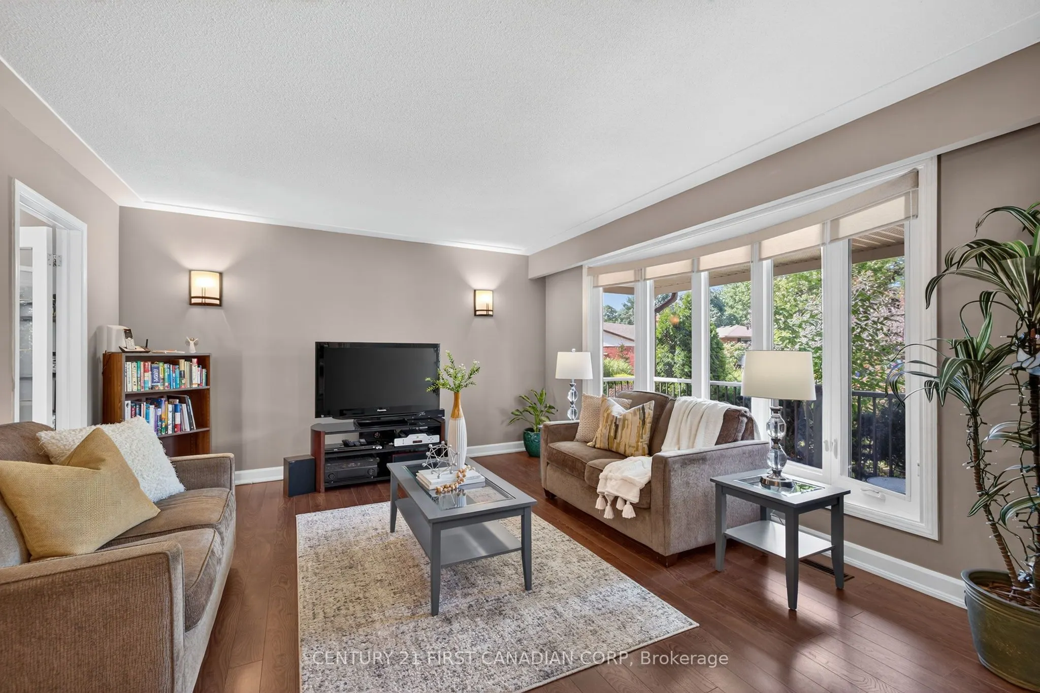 1432 Norman Place