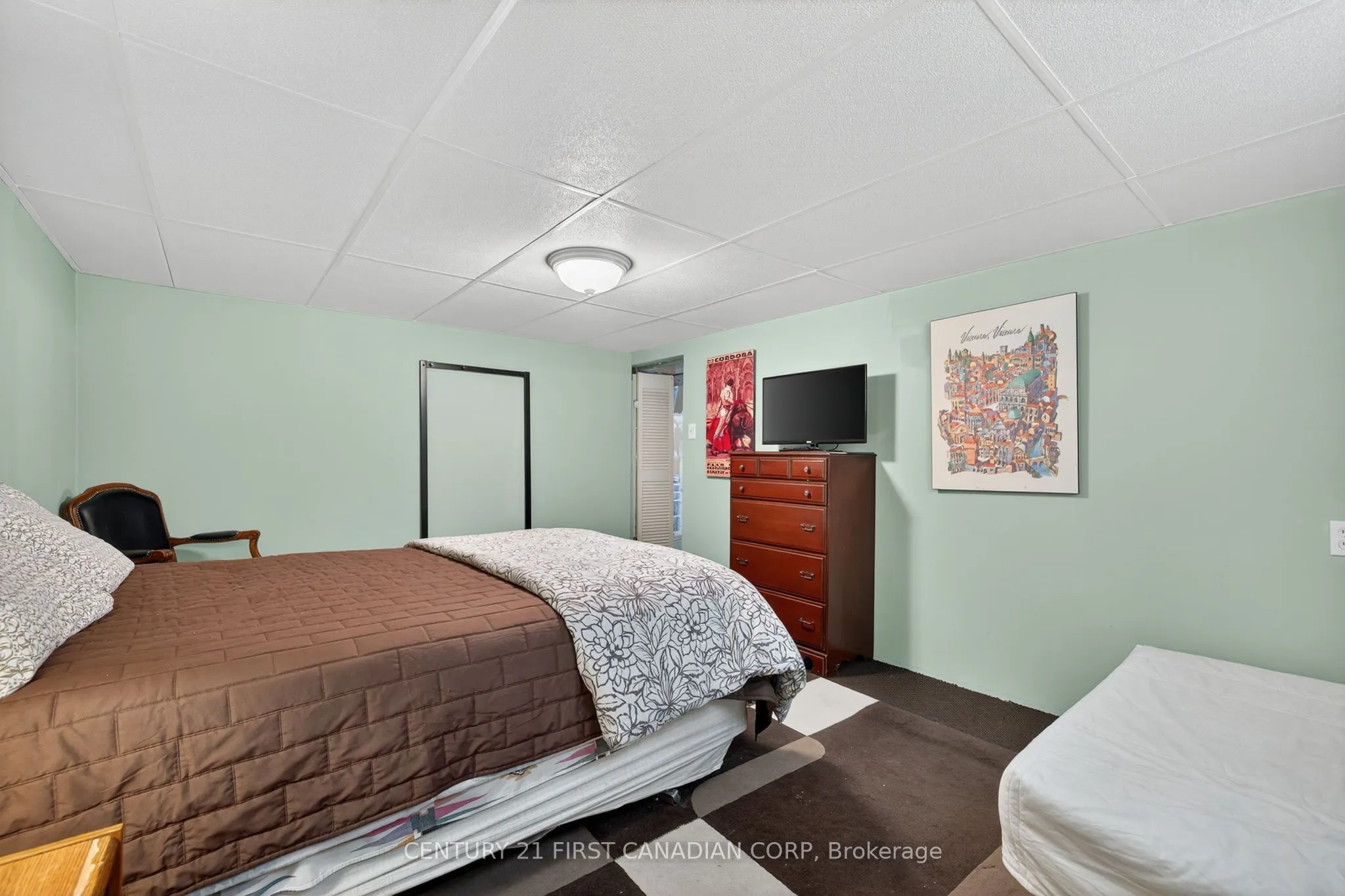 1432 Norman Place