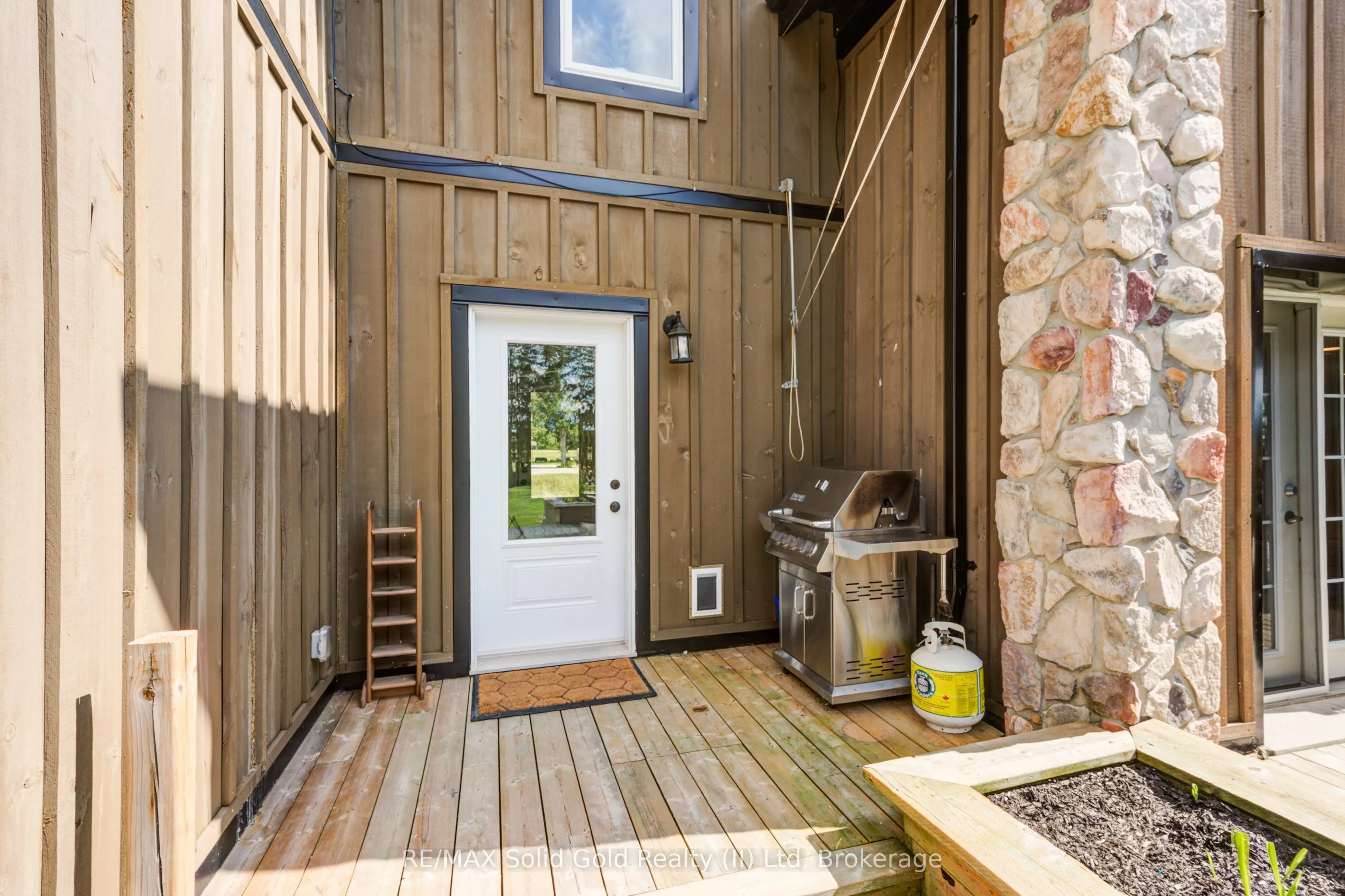 5098 Perth Road 164