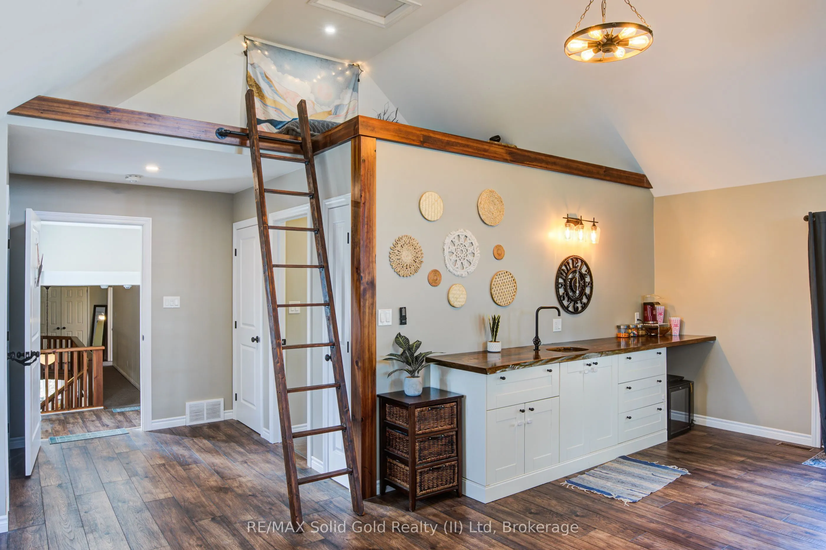 5098 Perth Road 164