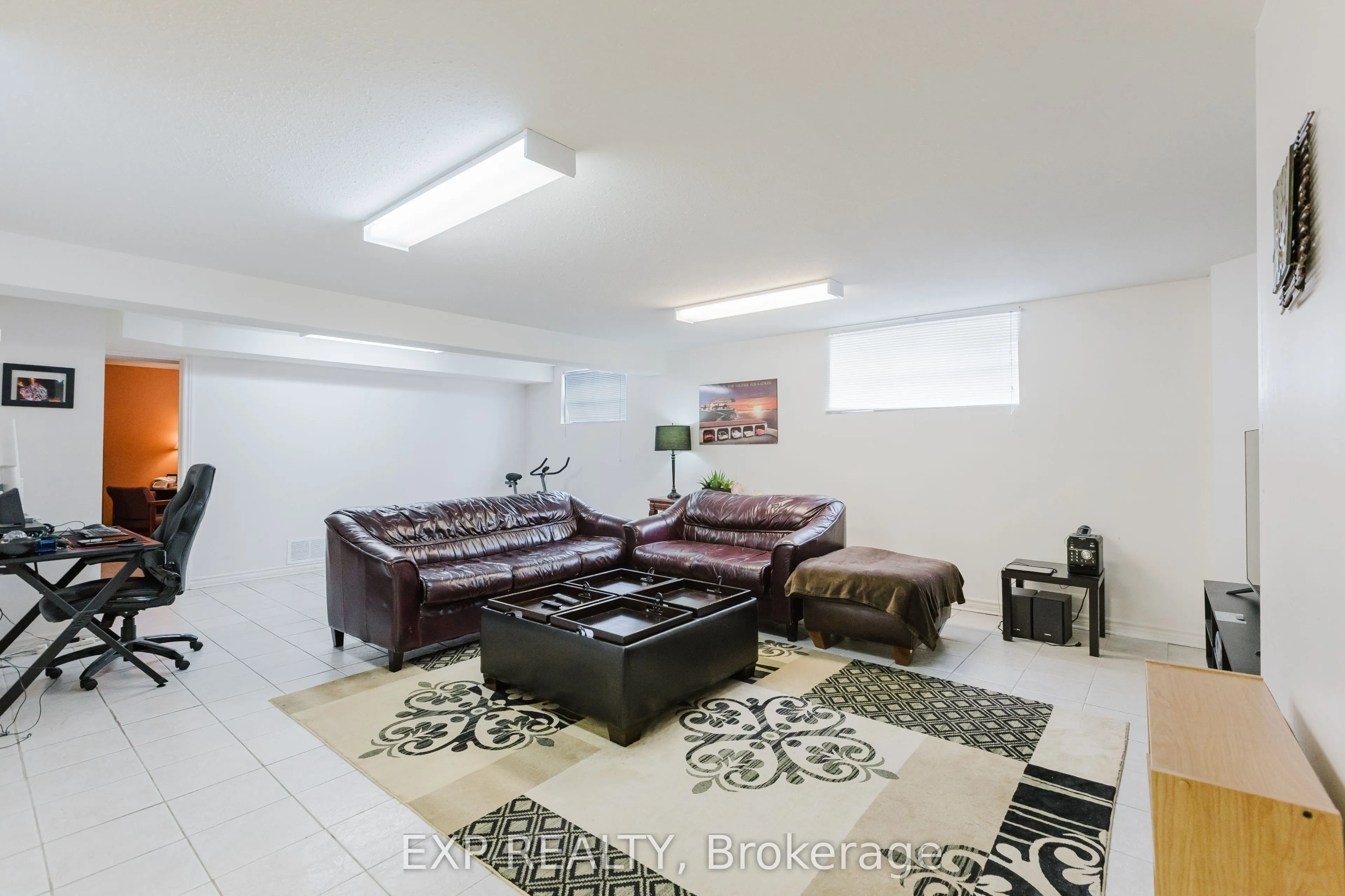 5472 Wicklow Drive