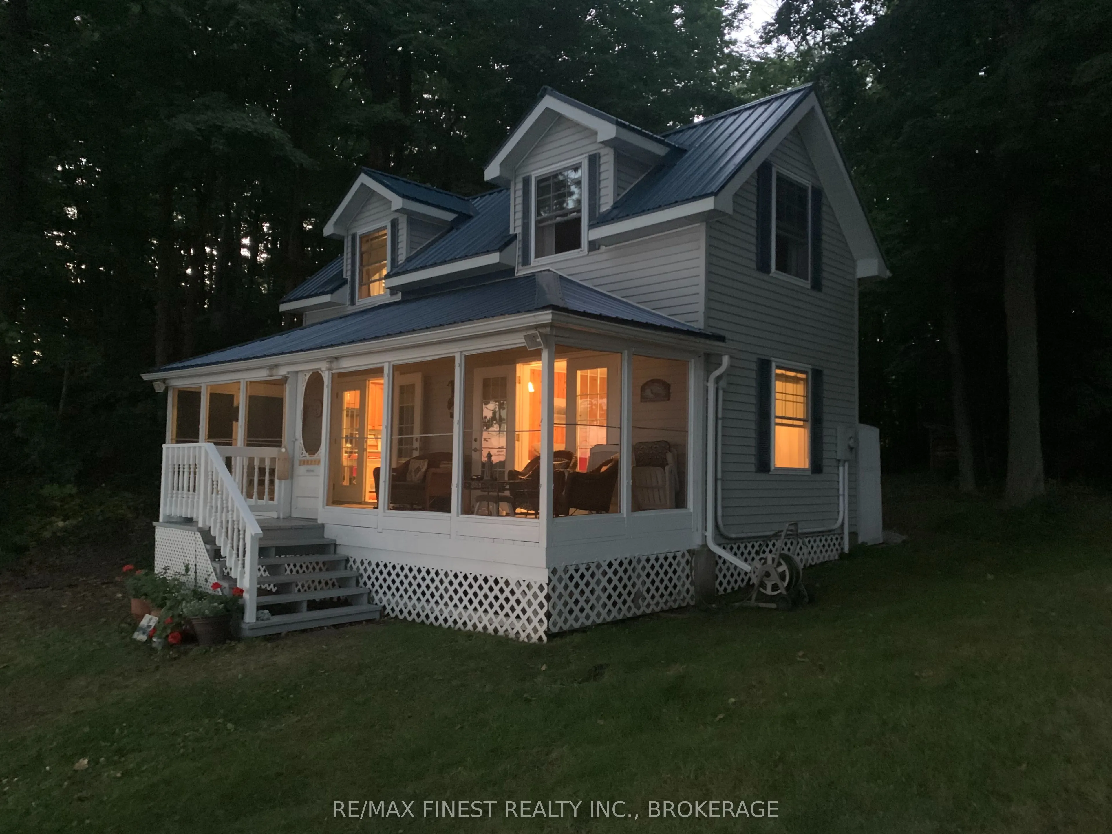 342 North Shore Road