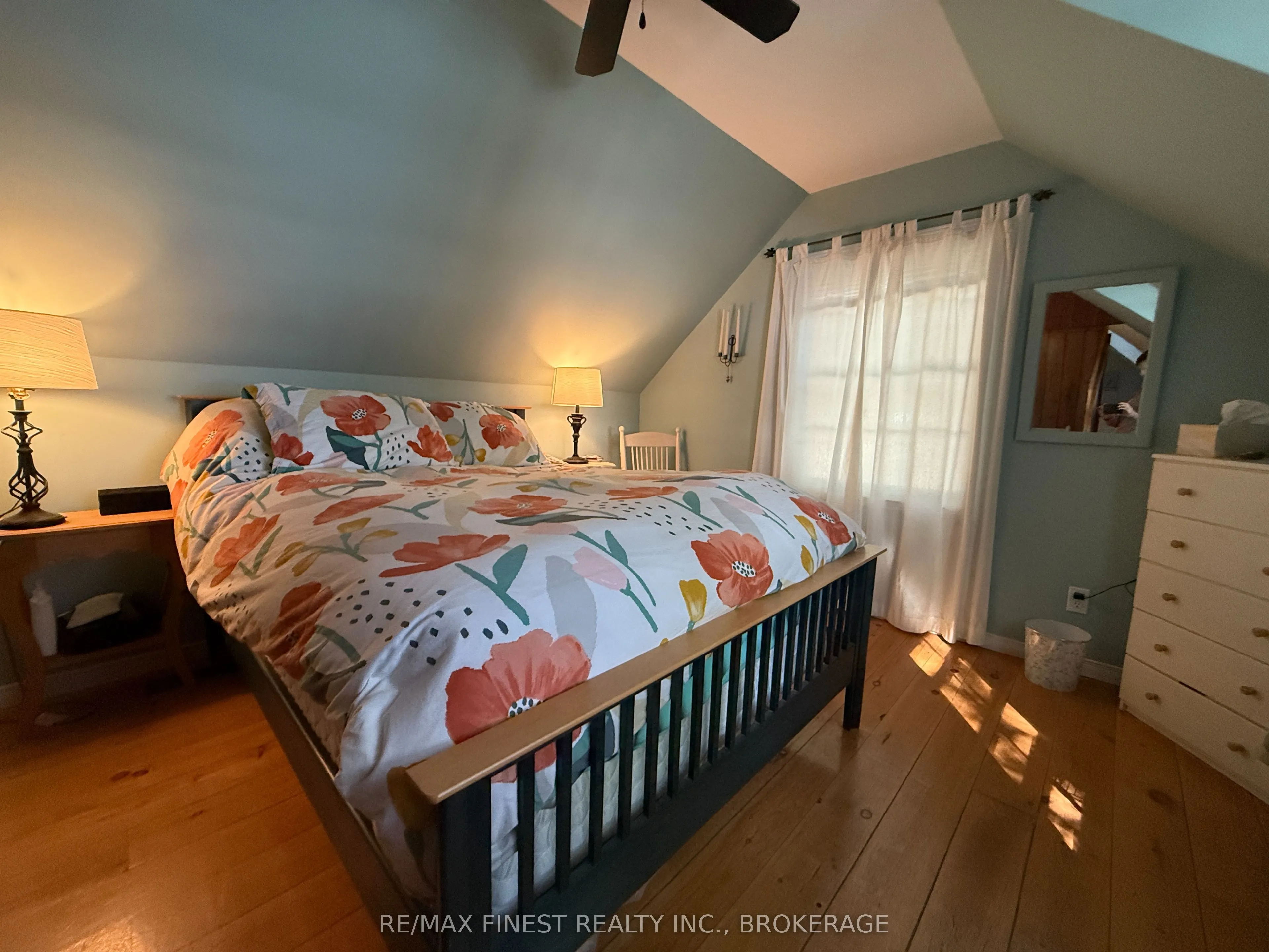 342 North Shore Road