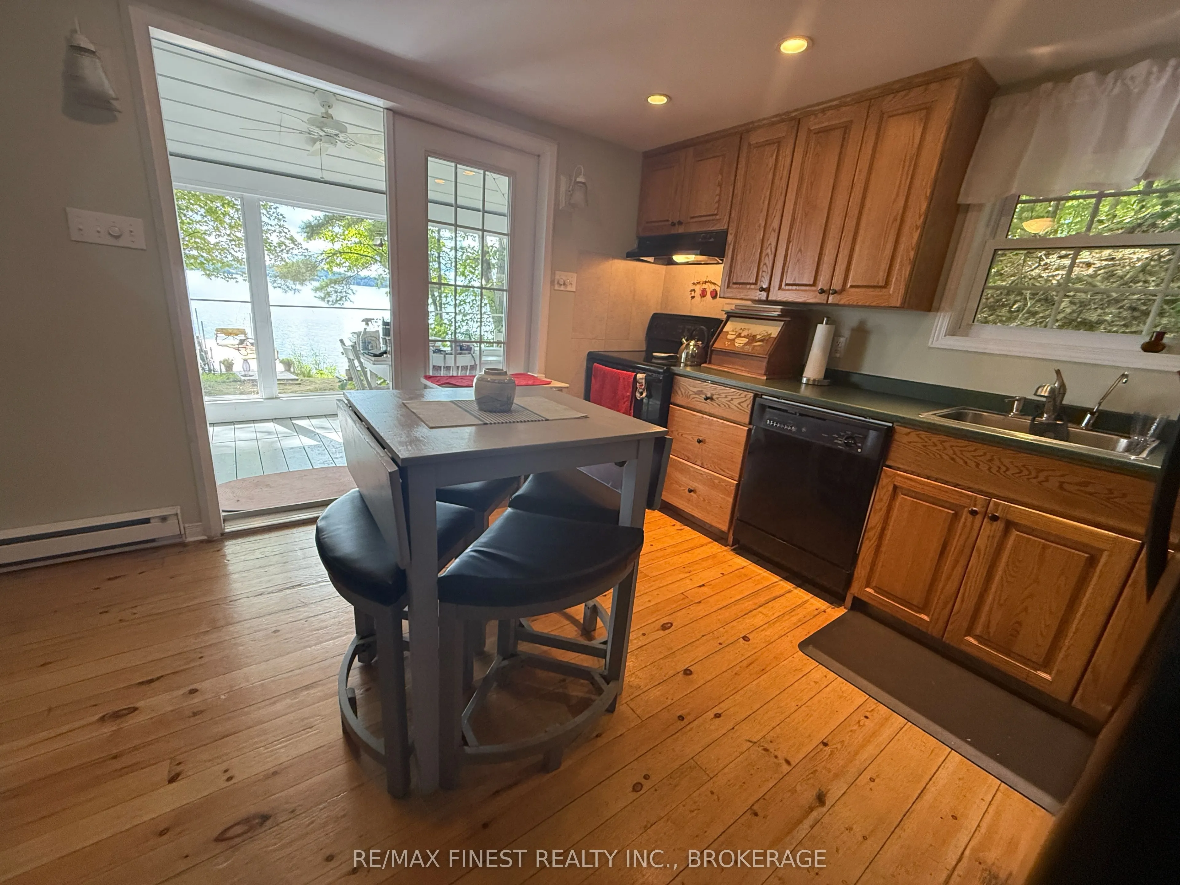 342 North Shore Road
