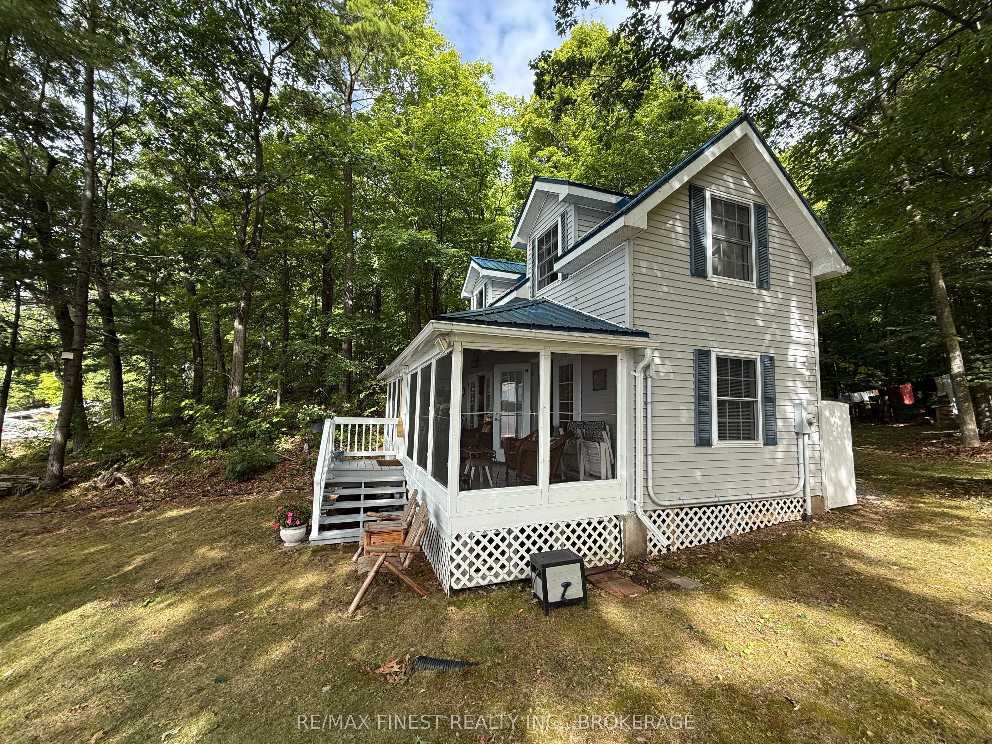 342 North Shore Road