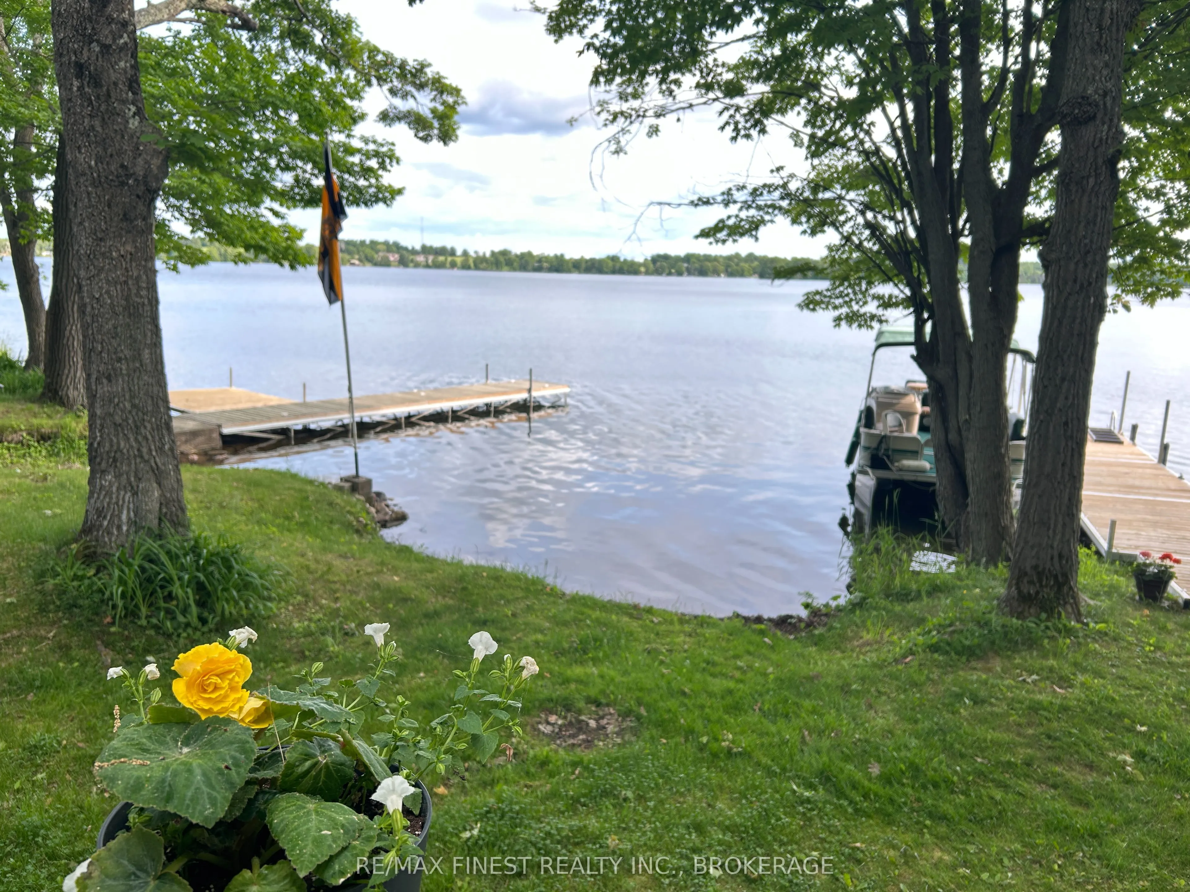 342 North Shore Road
