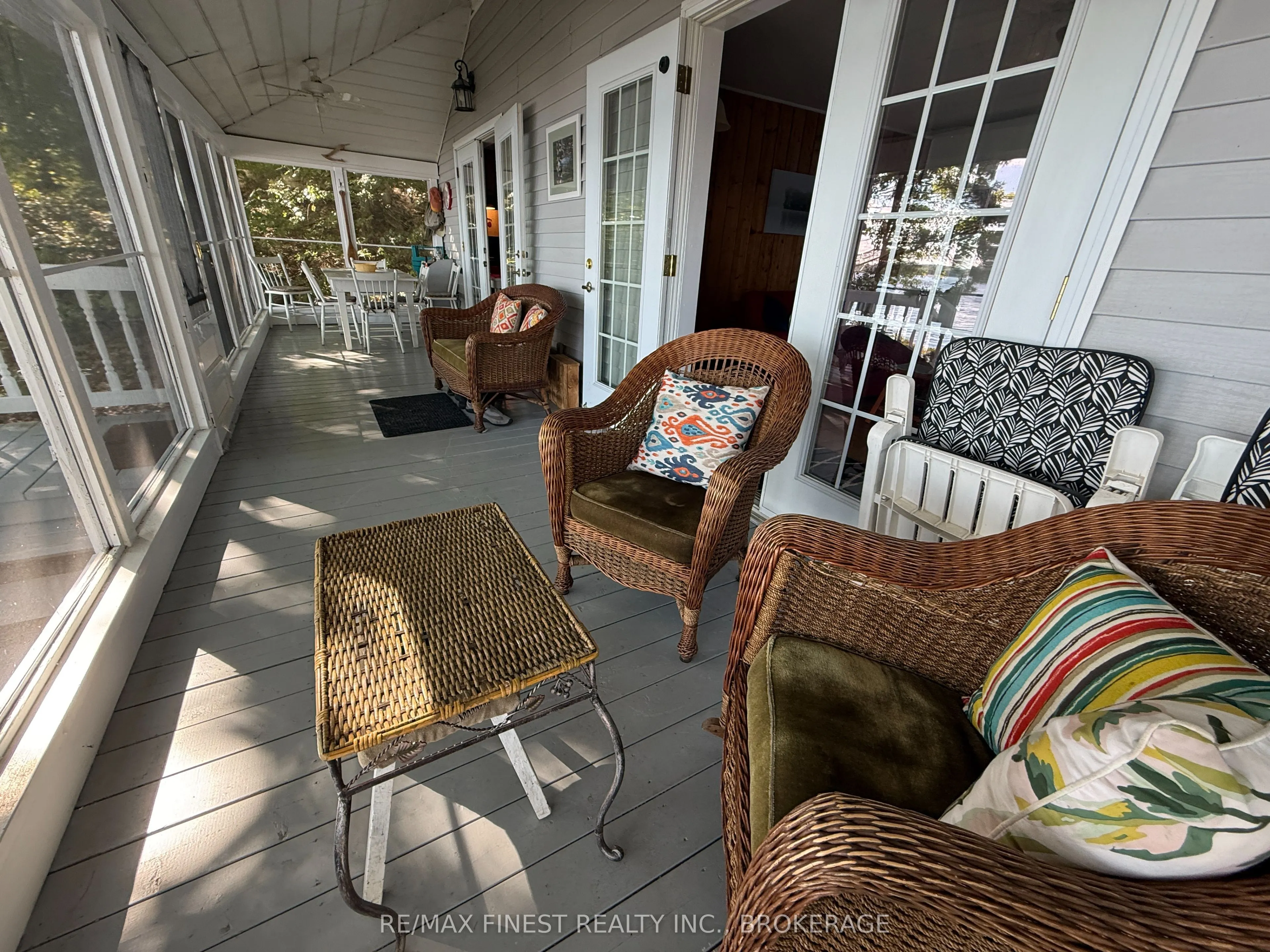 342 North Shore Road