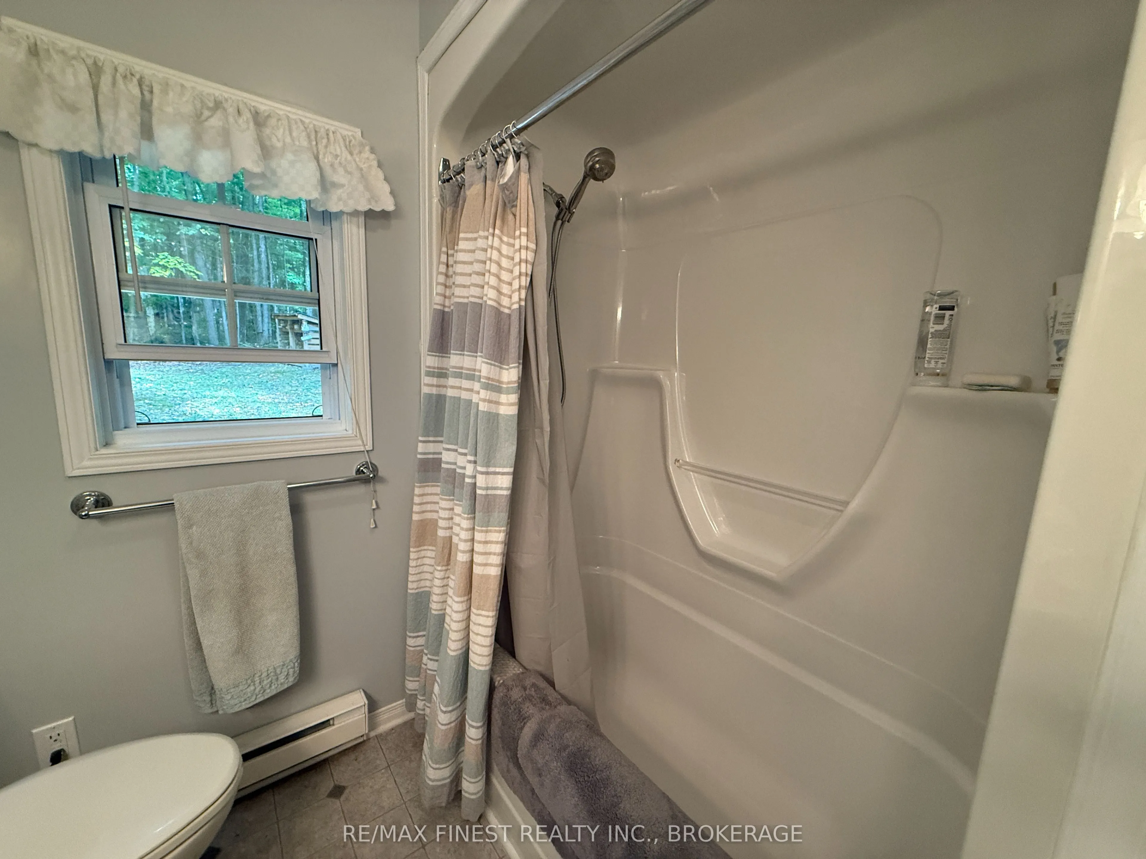 342 North Shore Road