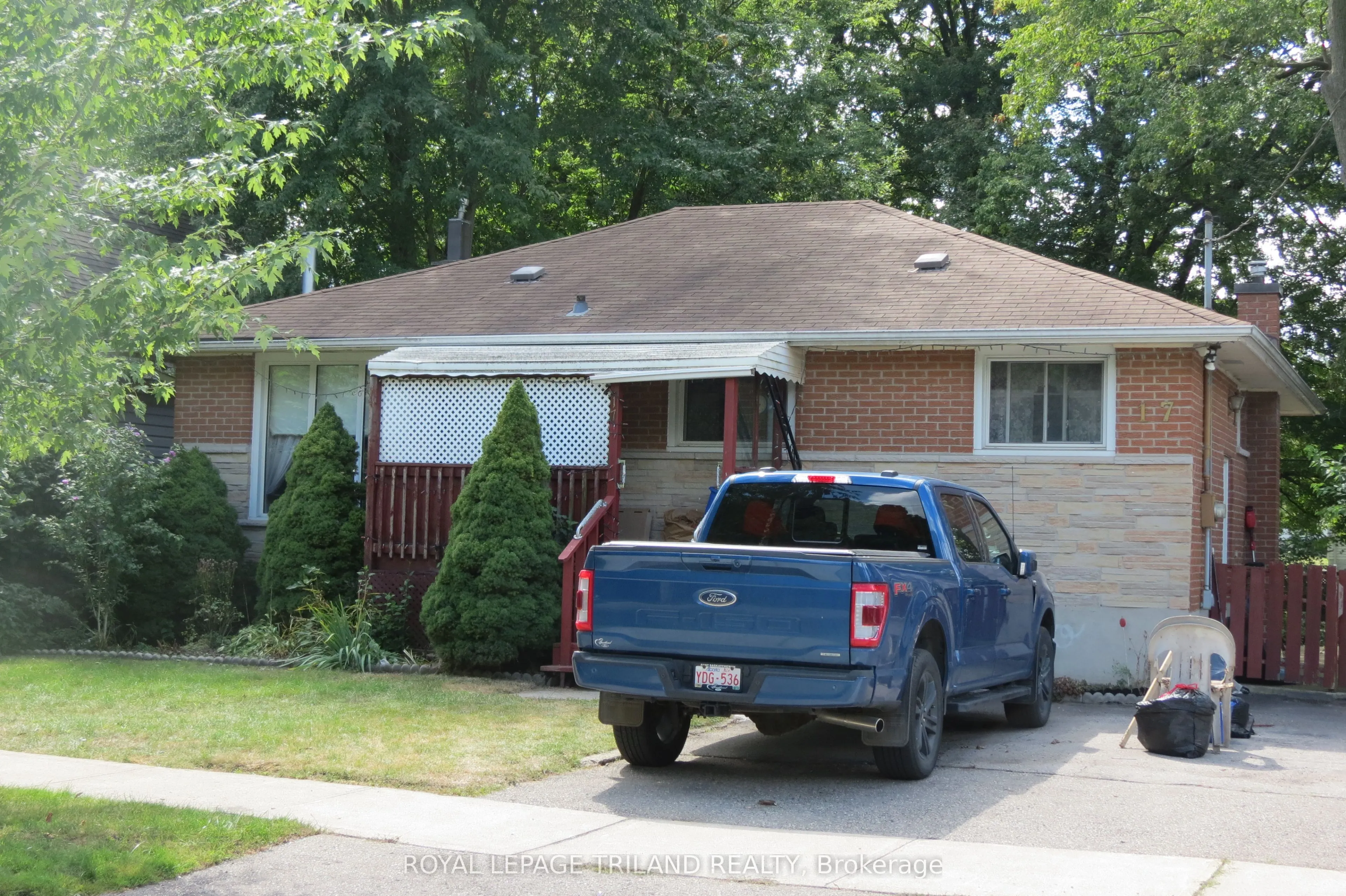 17 Clemens Street