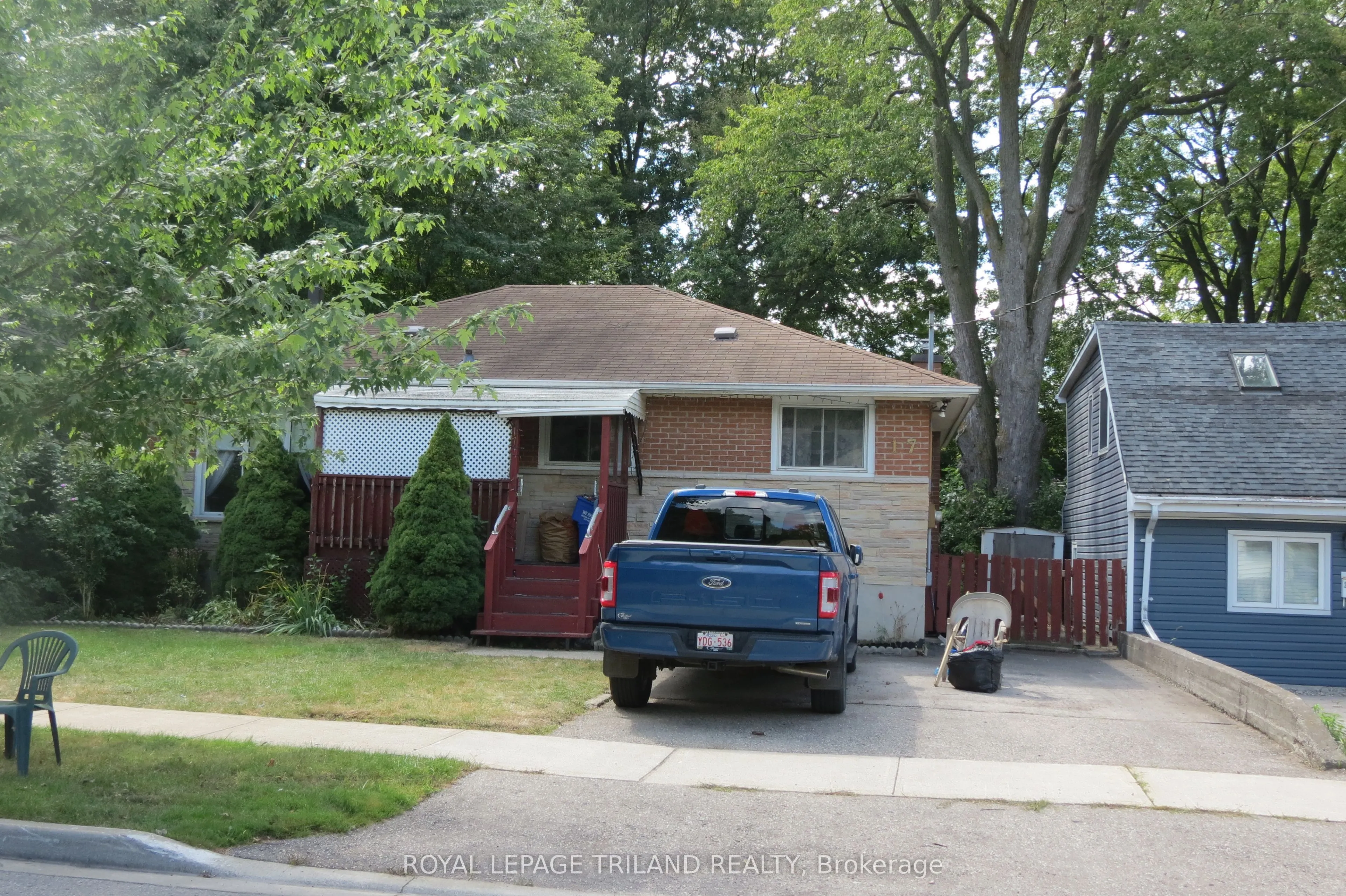 17 Clemens Street